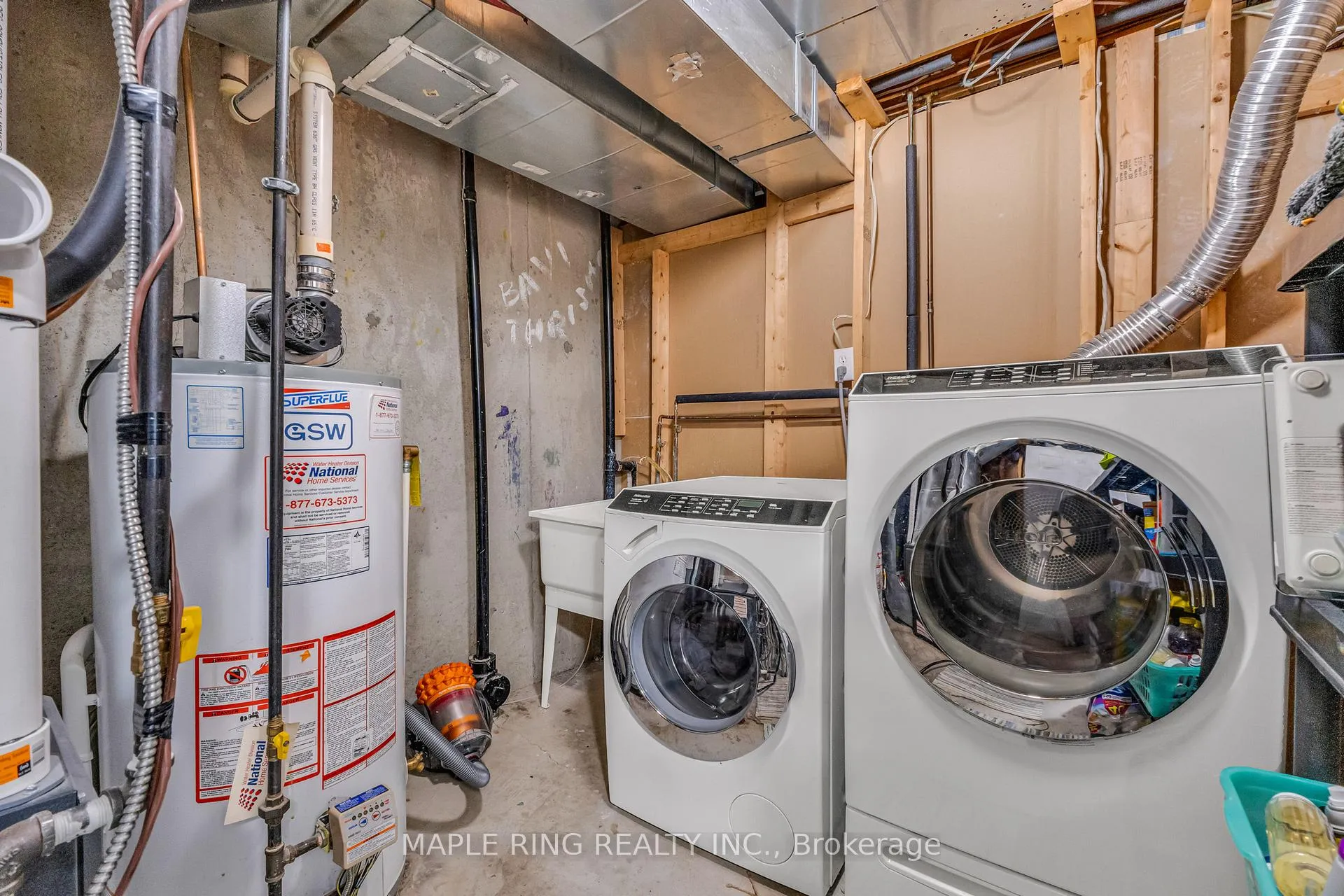 Photo 41 of 36 Laurelhurst Crescent, Vaughan, Vellore Village — HOMEH