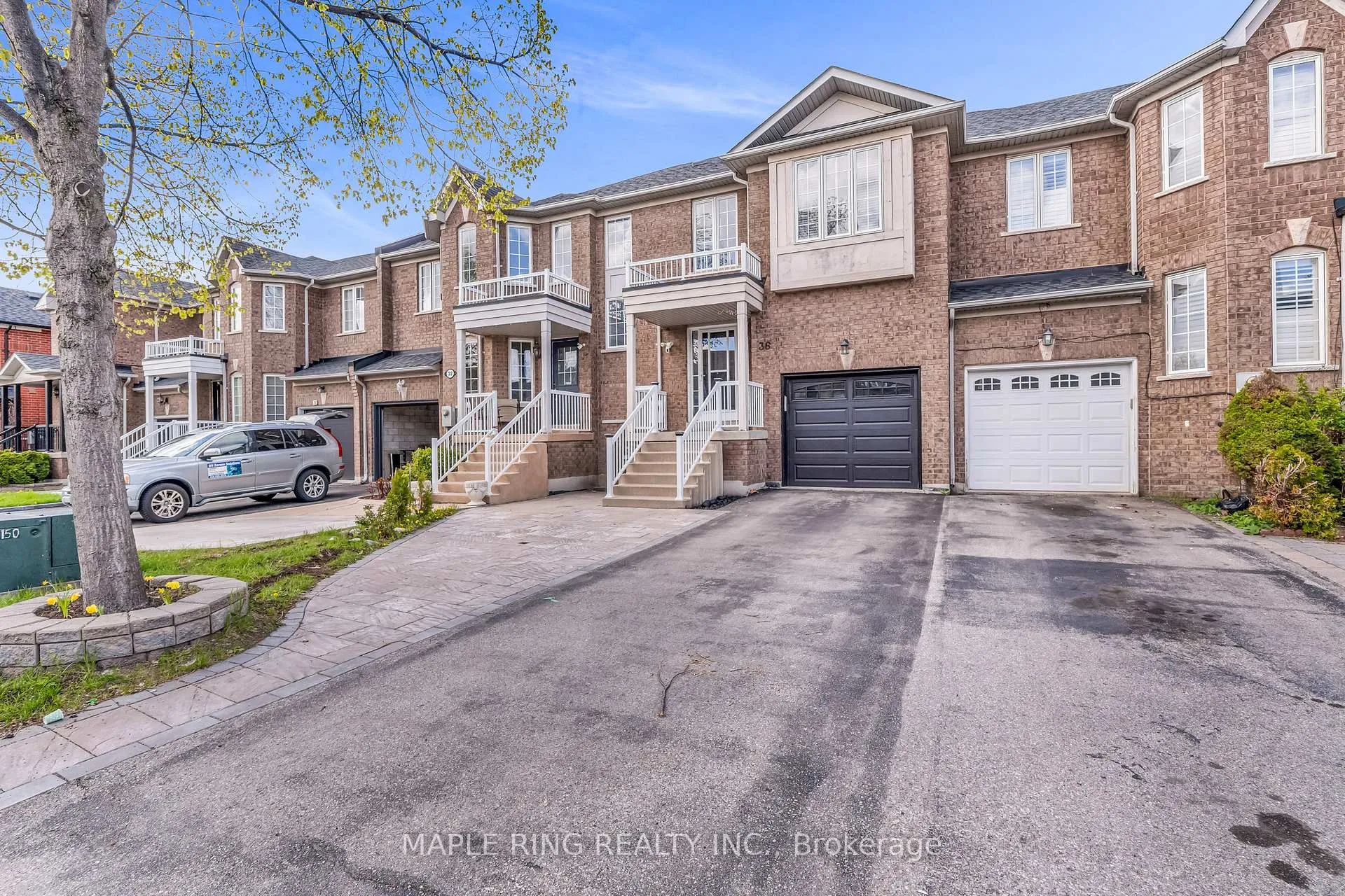 Photo 46 of 36 Laurelhurst Crescent, Vaughan, Vellore Village — HOMEH