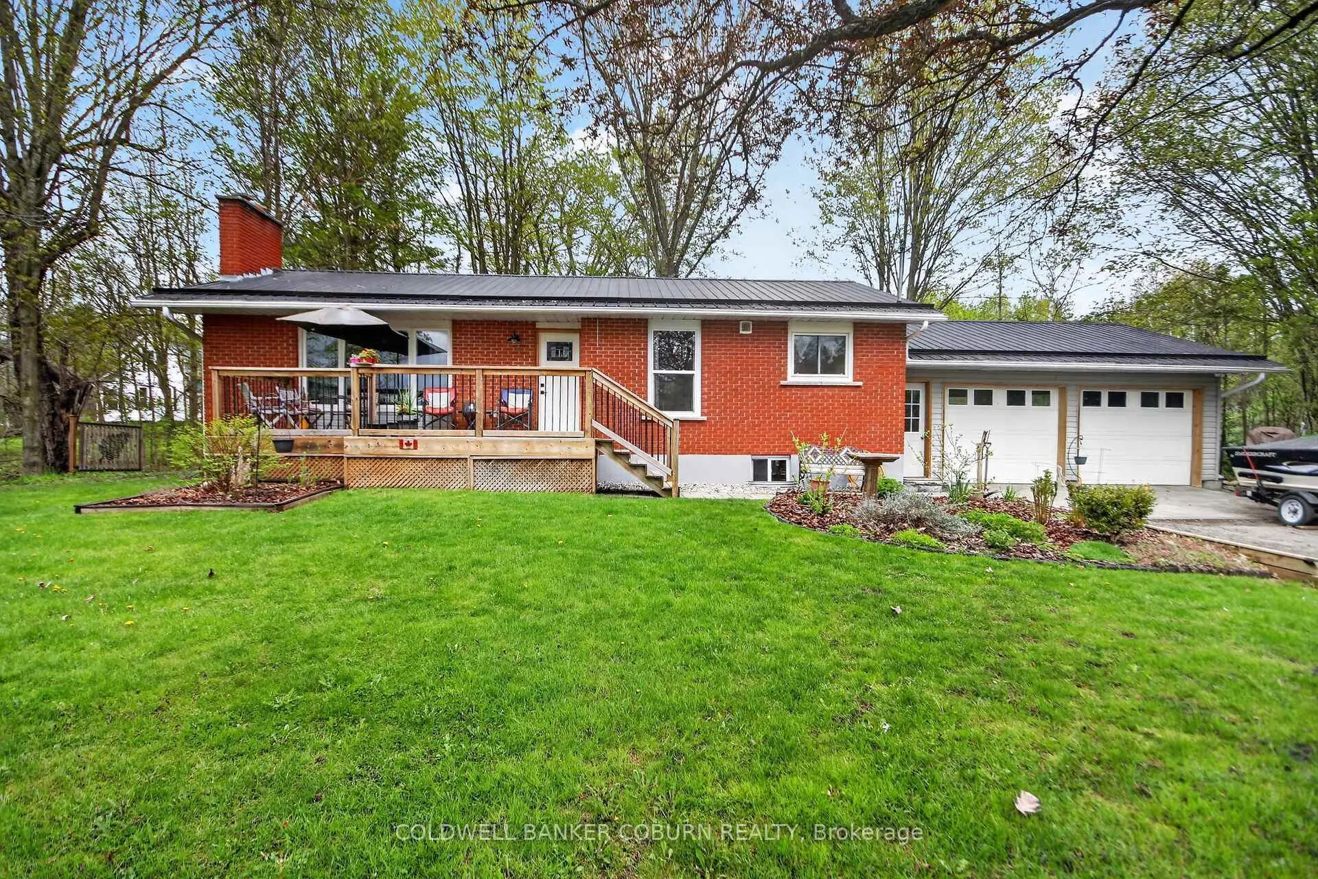 Front of 2802 County Road 21