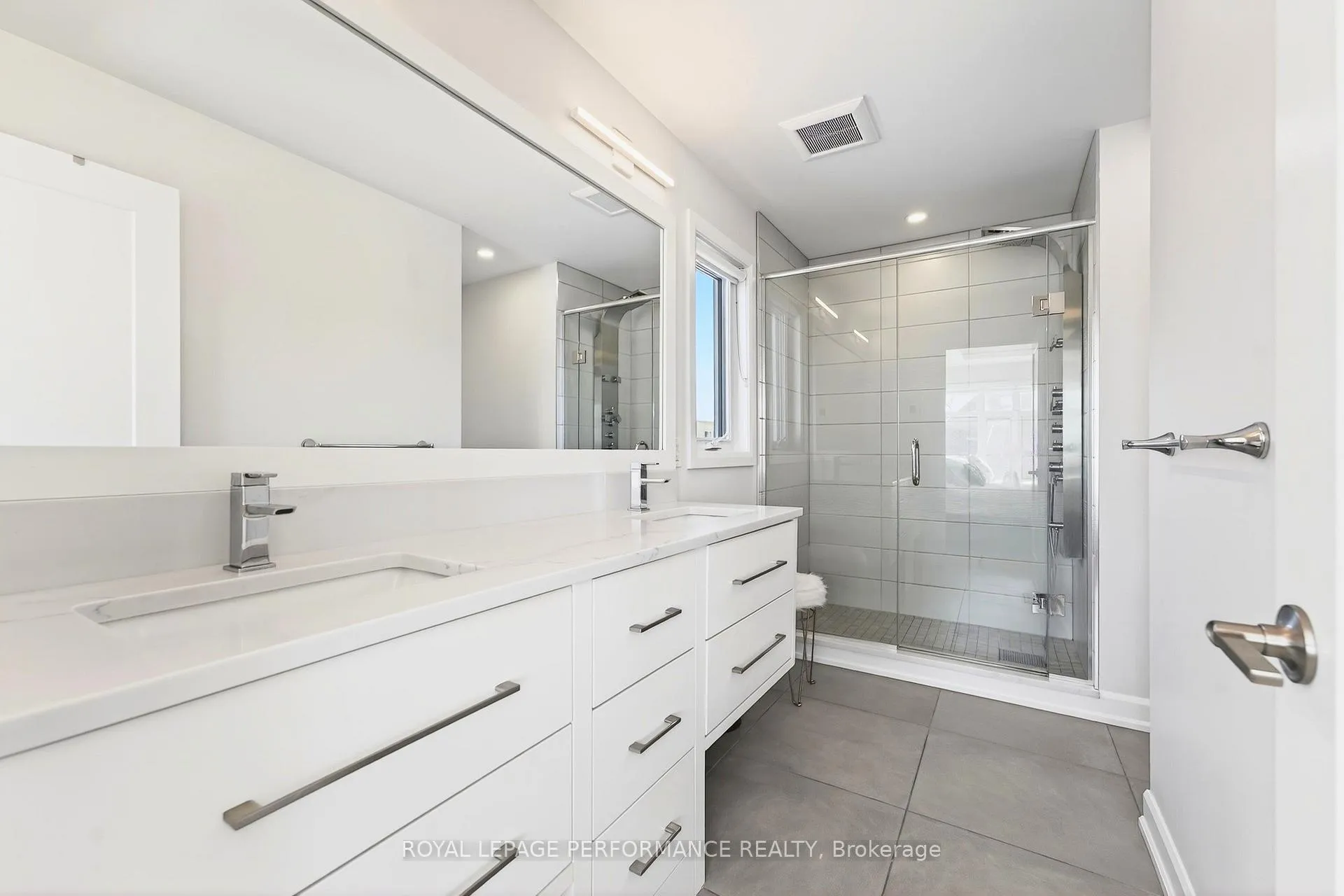 Photo 27 of Unit B, 155 Buell Street, Ottawa, Westboro/Hampton Park — HOMEH