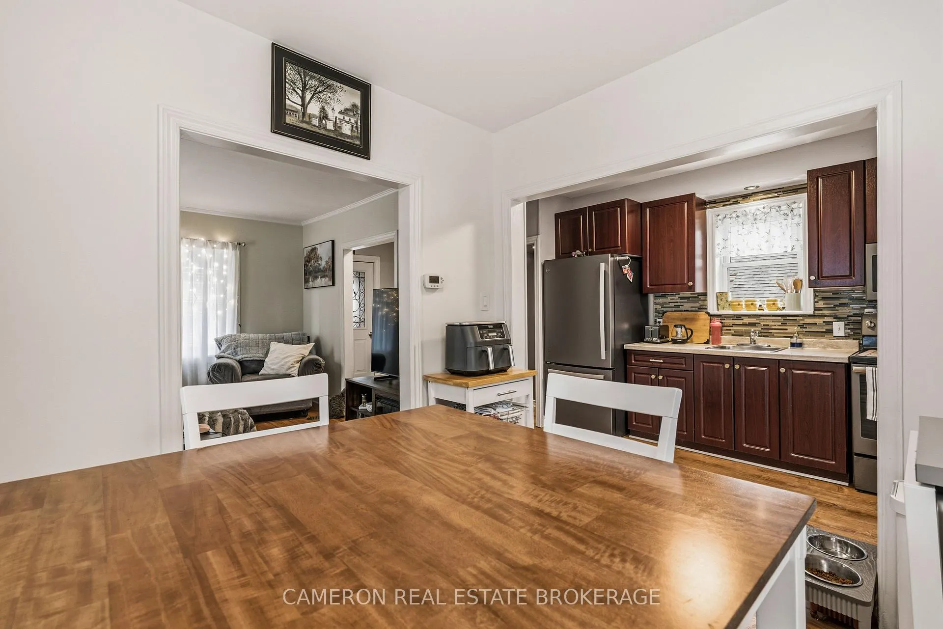 Photo 16 of 537 Gloucester Street N, Cornwall — HOMEH