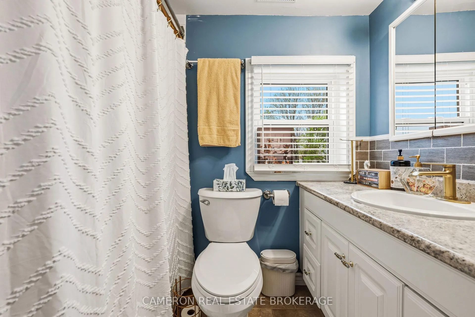 Photo 32 of 537 Gloucester Street N, Cornwall — HOMEH