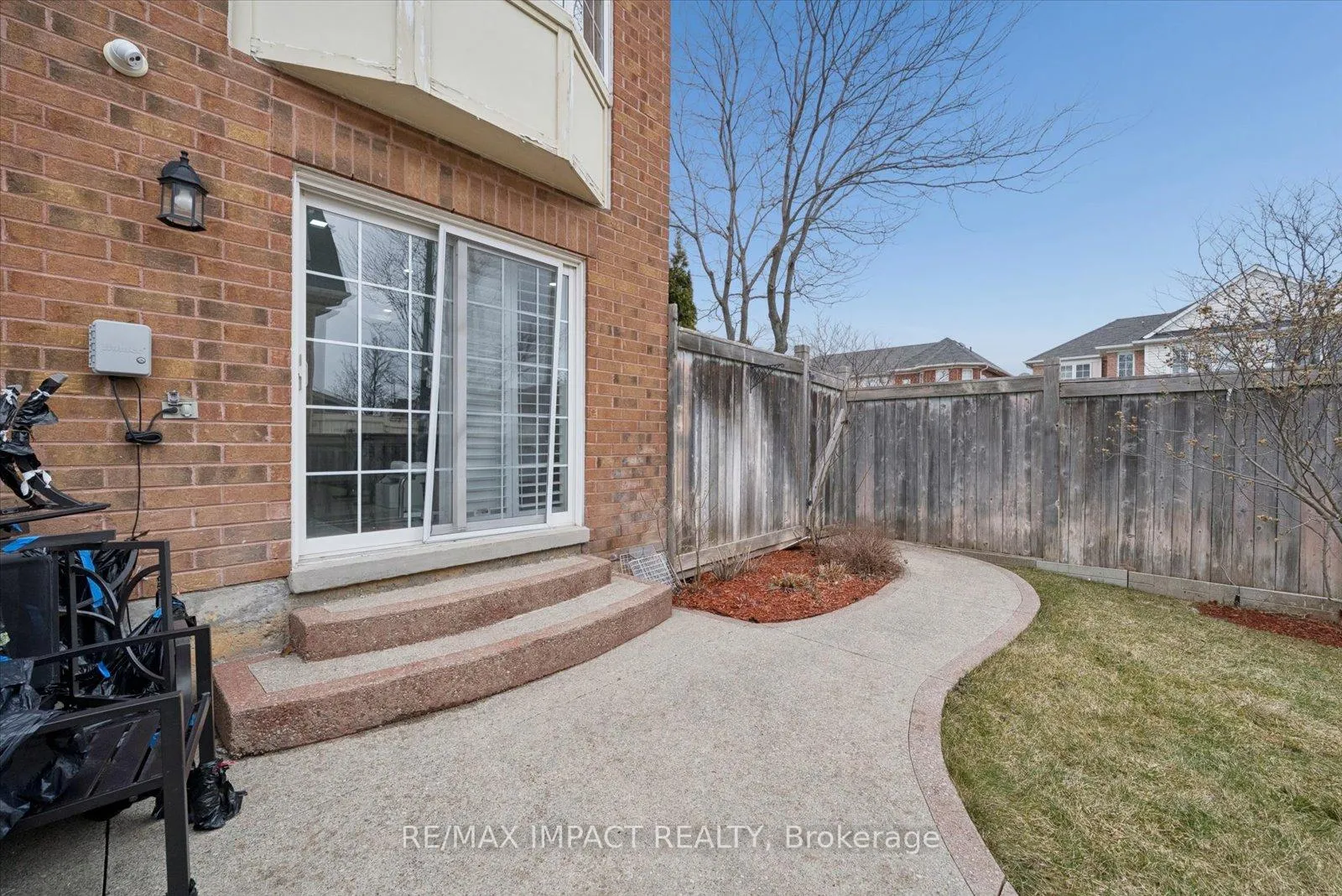 Photo 23 of 21 Decker Hollow Circle, Brampton, Credit Valley — HOMEH