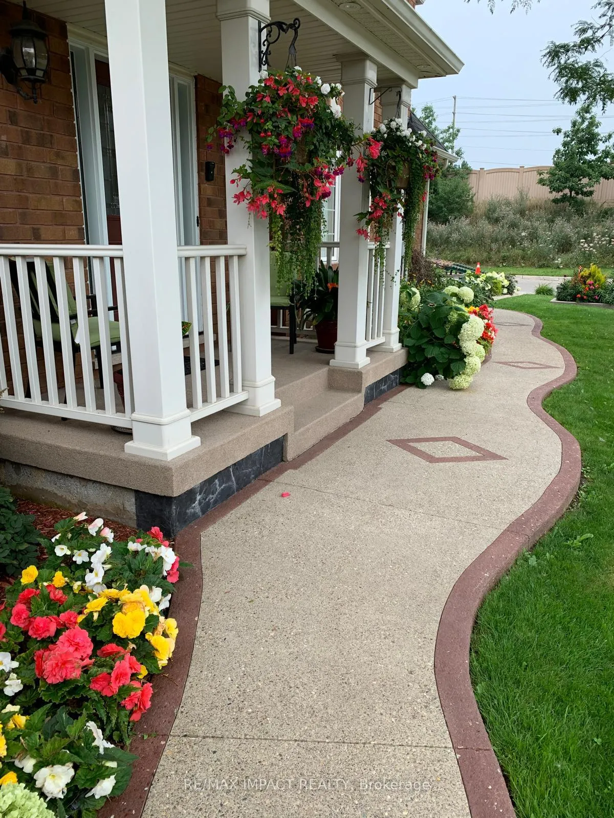 Photo 28 of 21 Decker Hollow Circle, Brampton, Credit Valley — HOMEH