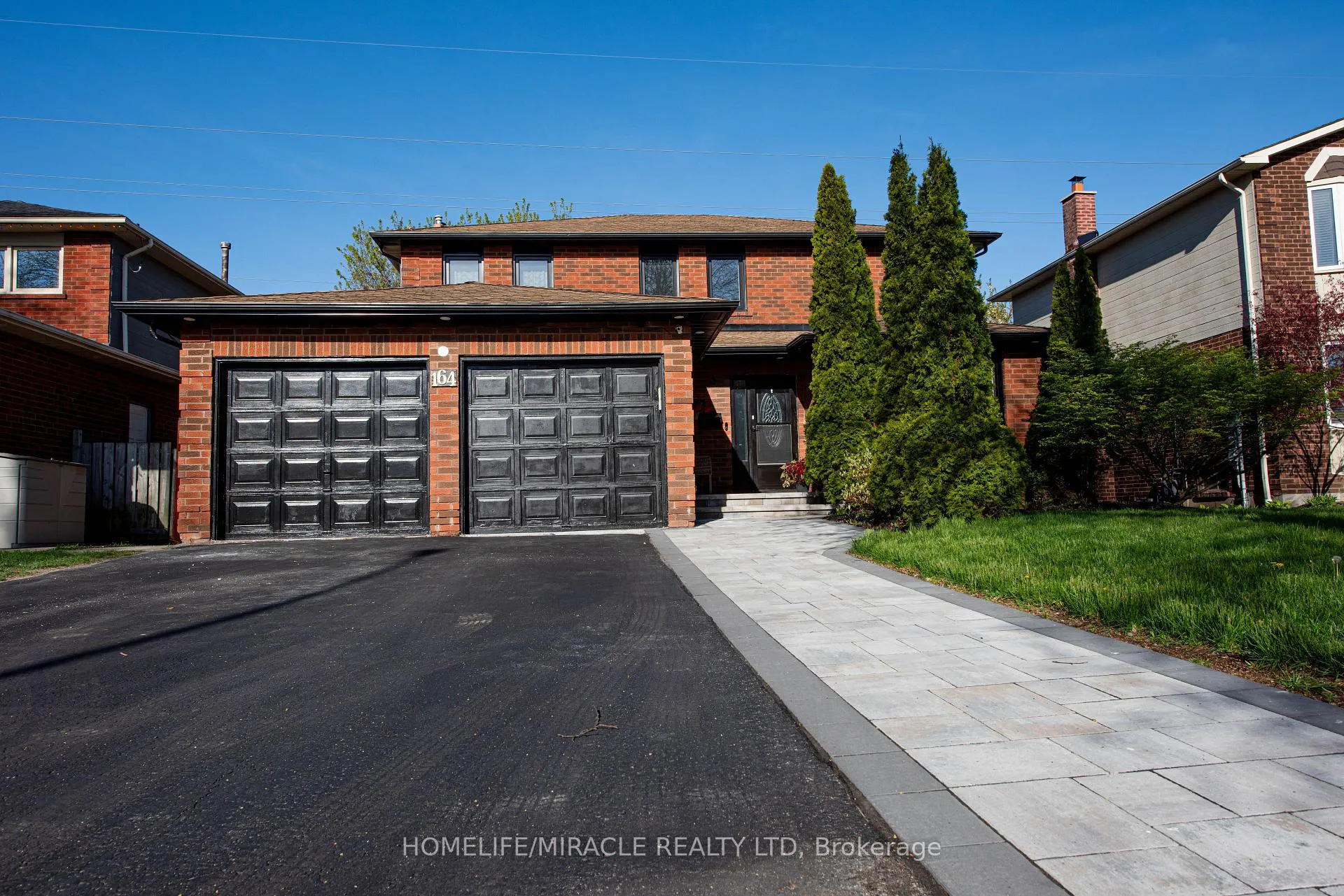 Photo 2 of 164 Melissa Crescent, Whitby, Blue Grass Meadows — HOMEH