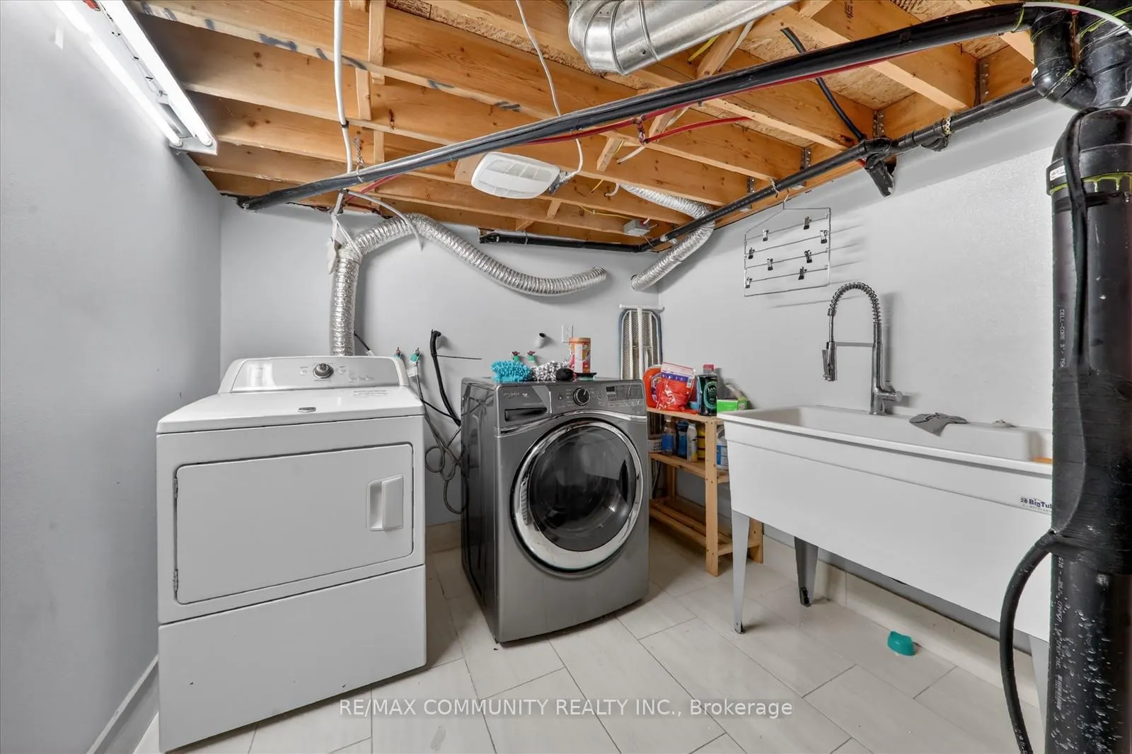Photo 33 of 1677 Quail Run Drive, Oshawa, Taunton — HOMEH