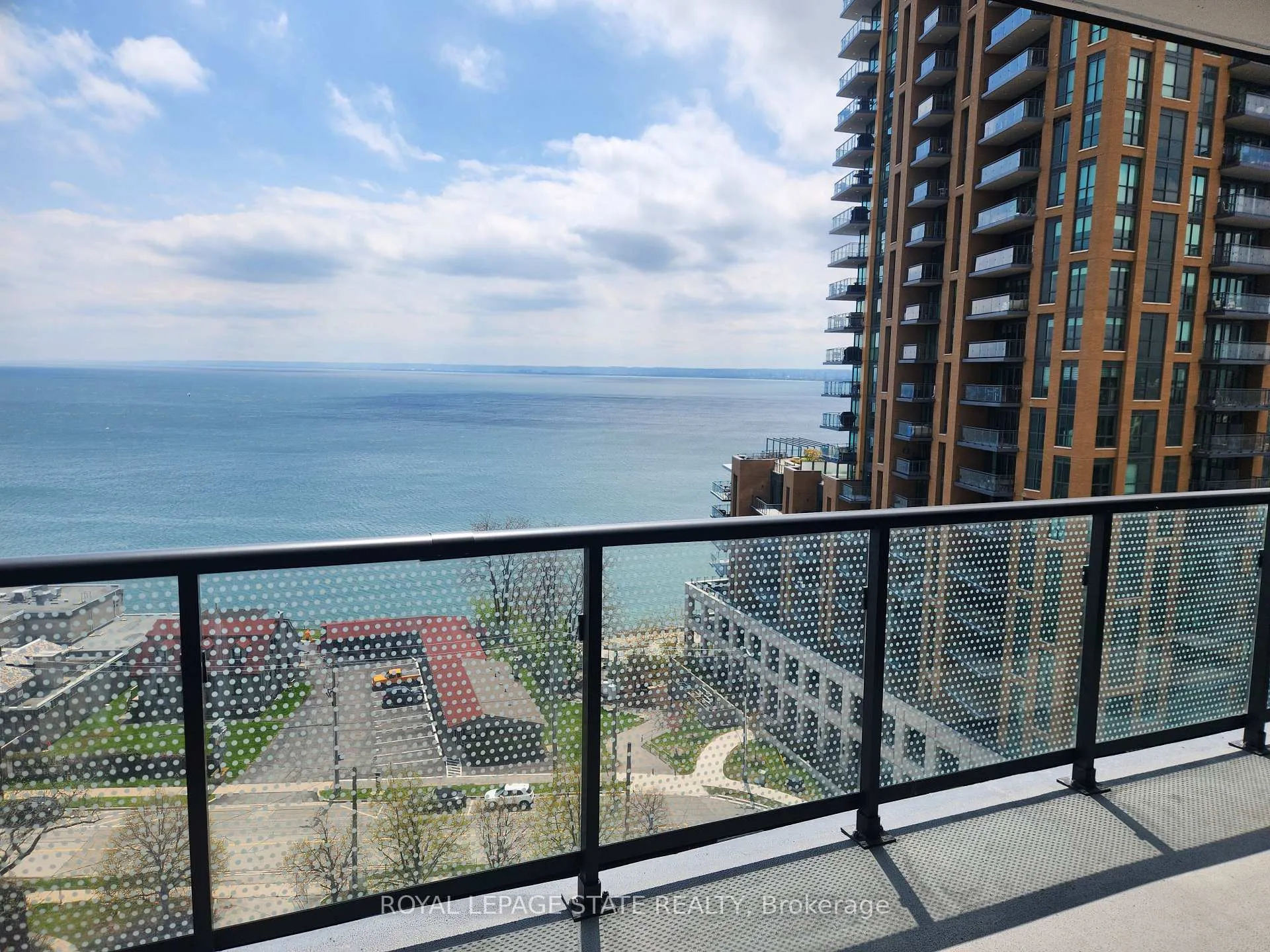 Photo 25 of Unit 1006, 2075 Lakeshore Road, Burlington, Brant — HOMEH