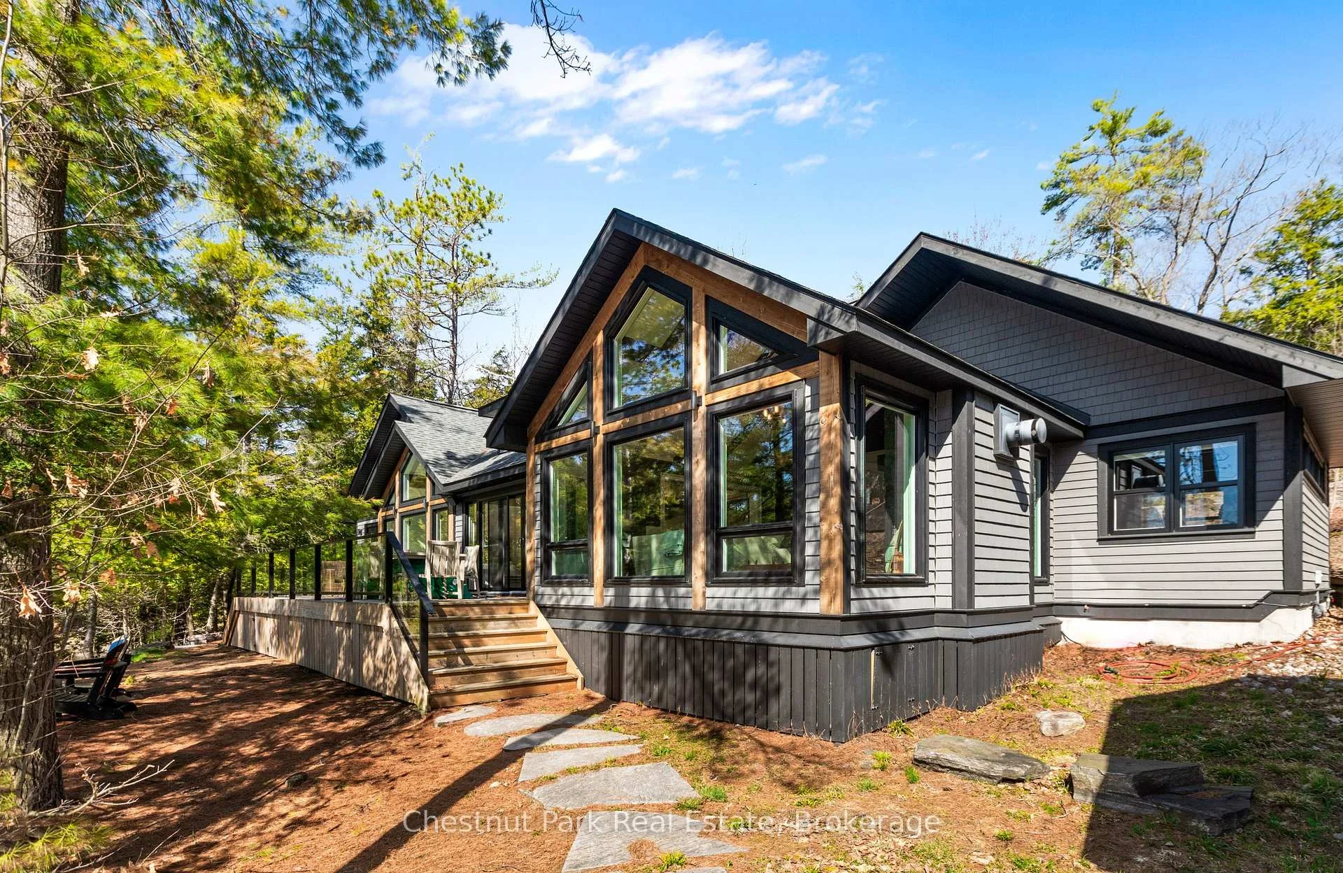 Photo 5 of 1034 Viewpoint Trl Pvt, Armour — HOMEH