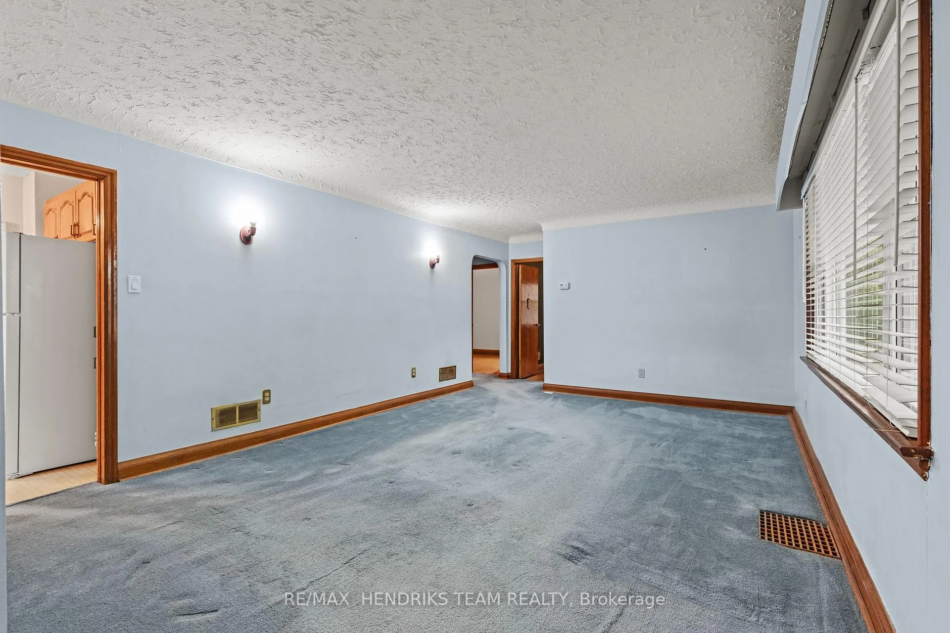 Photo 6 of 1 Else Street, St. Catharines, Vine/Linwell — HOMEH