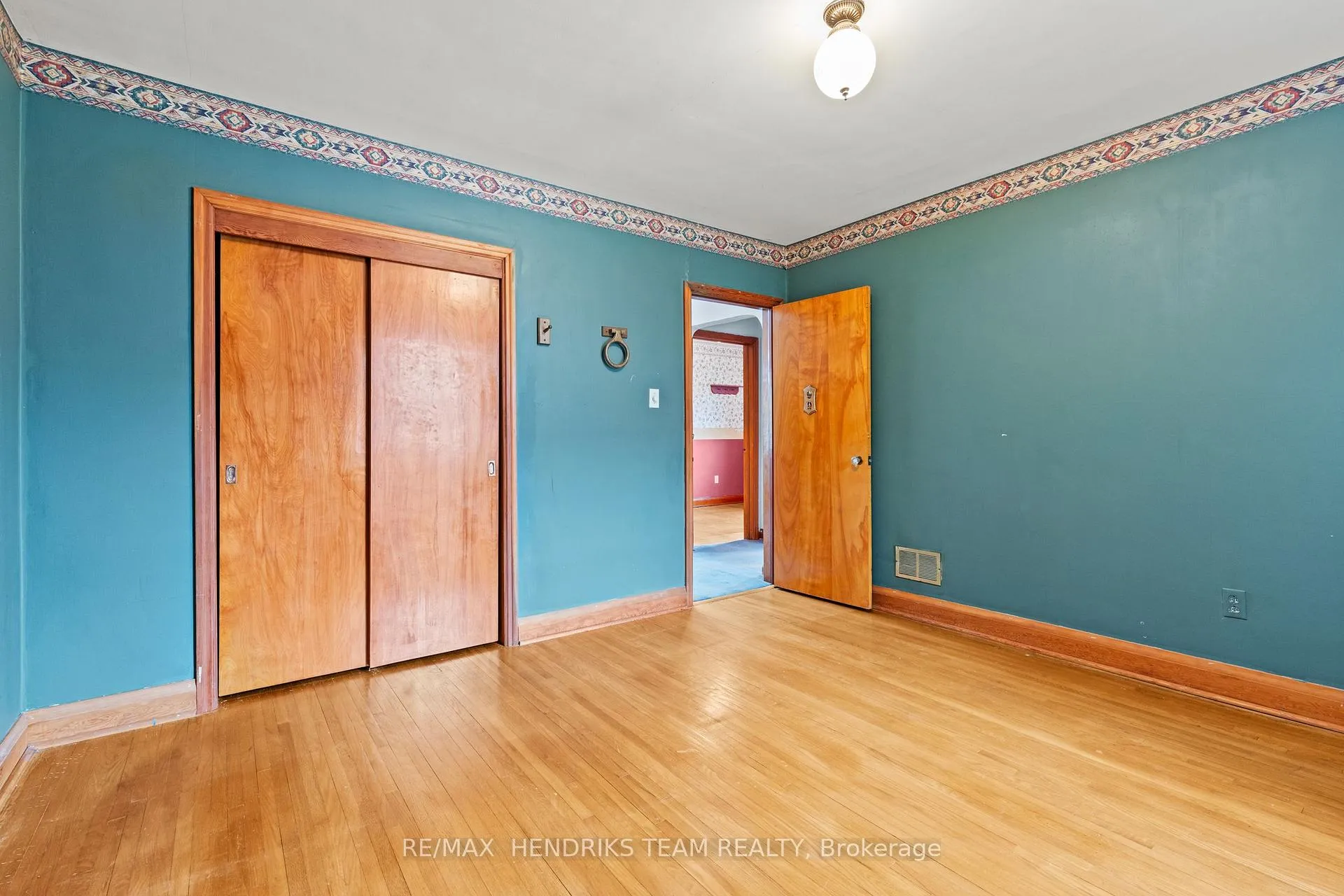 Photo 13 of 1 Else Street, St. Catharines, Vine/Linwell — HOMEH