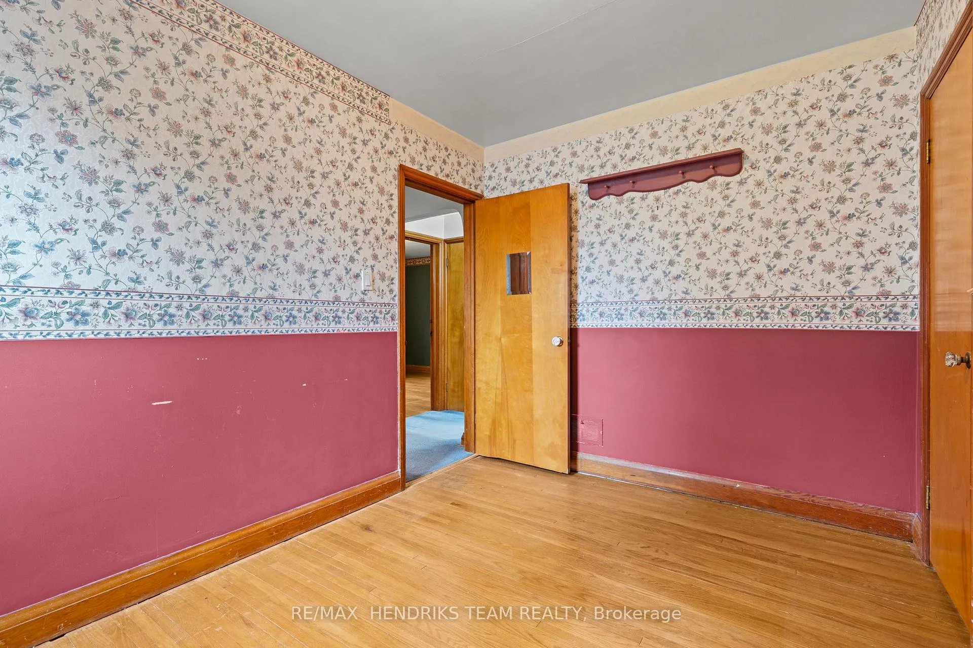 Photo 17 of 1 Else Street, St. Catharines, Vine/Linwell — HOMEH
