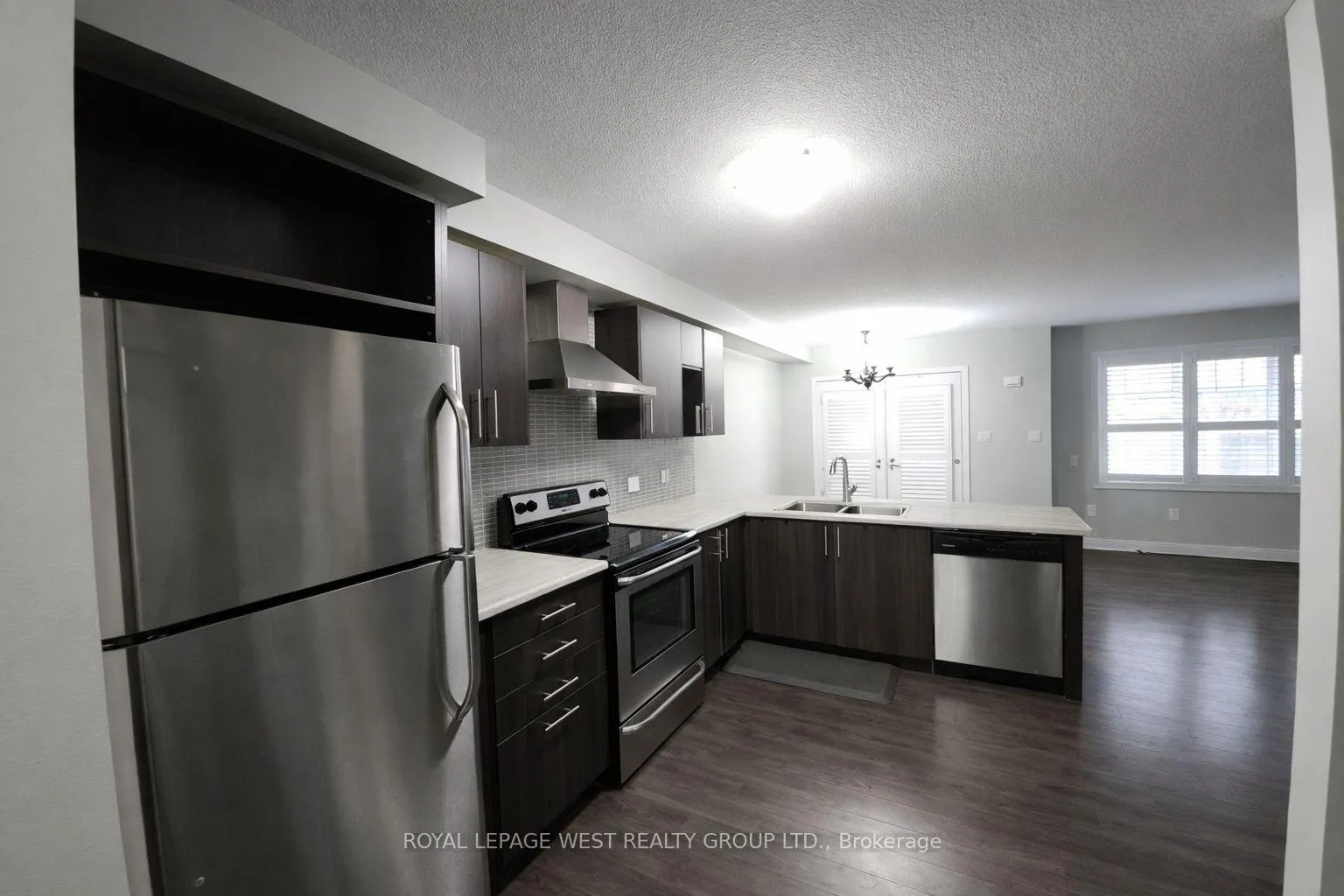 Photo 4 of 22 Sherway Street, Hamilton, Stoney Creek Mountain — HOMEH