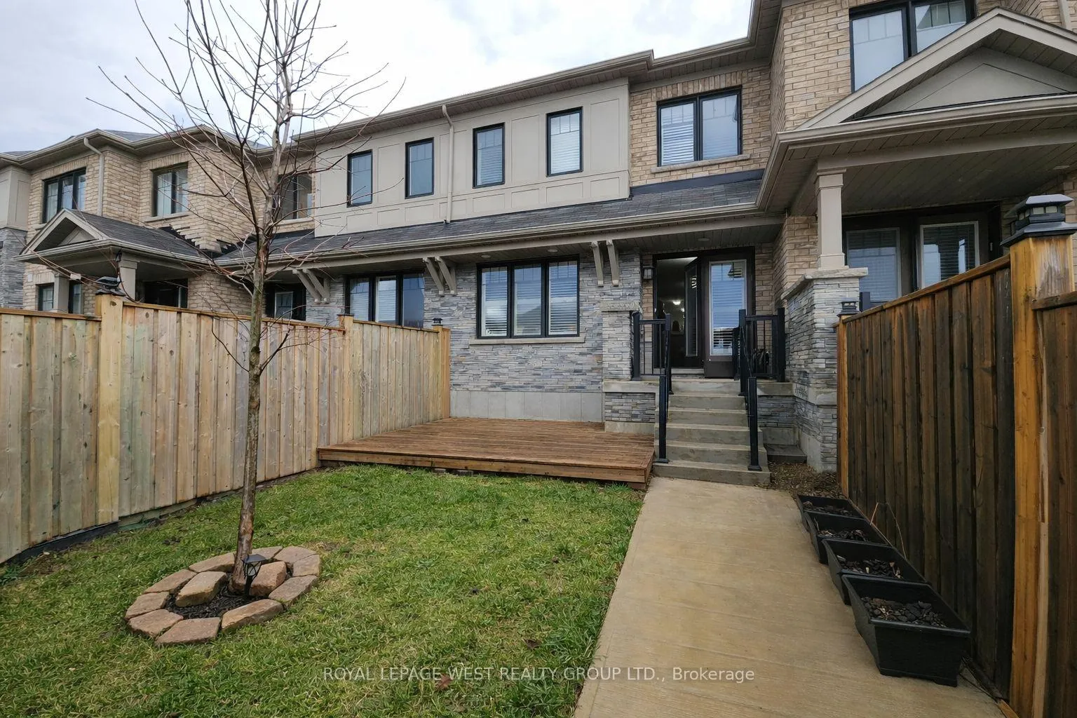 Photo 15 of 22 Sherway Street, Hamilton, Stoney Creek Mountain — HOMEH
