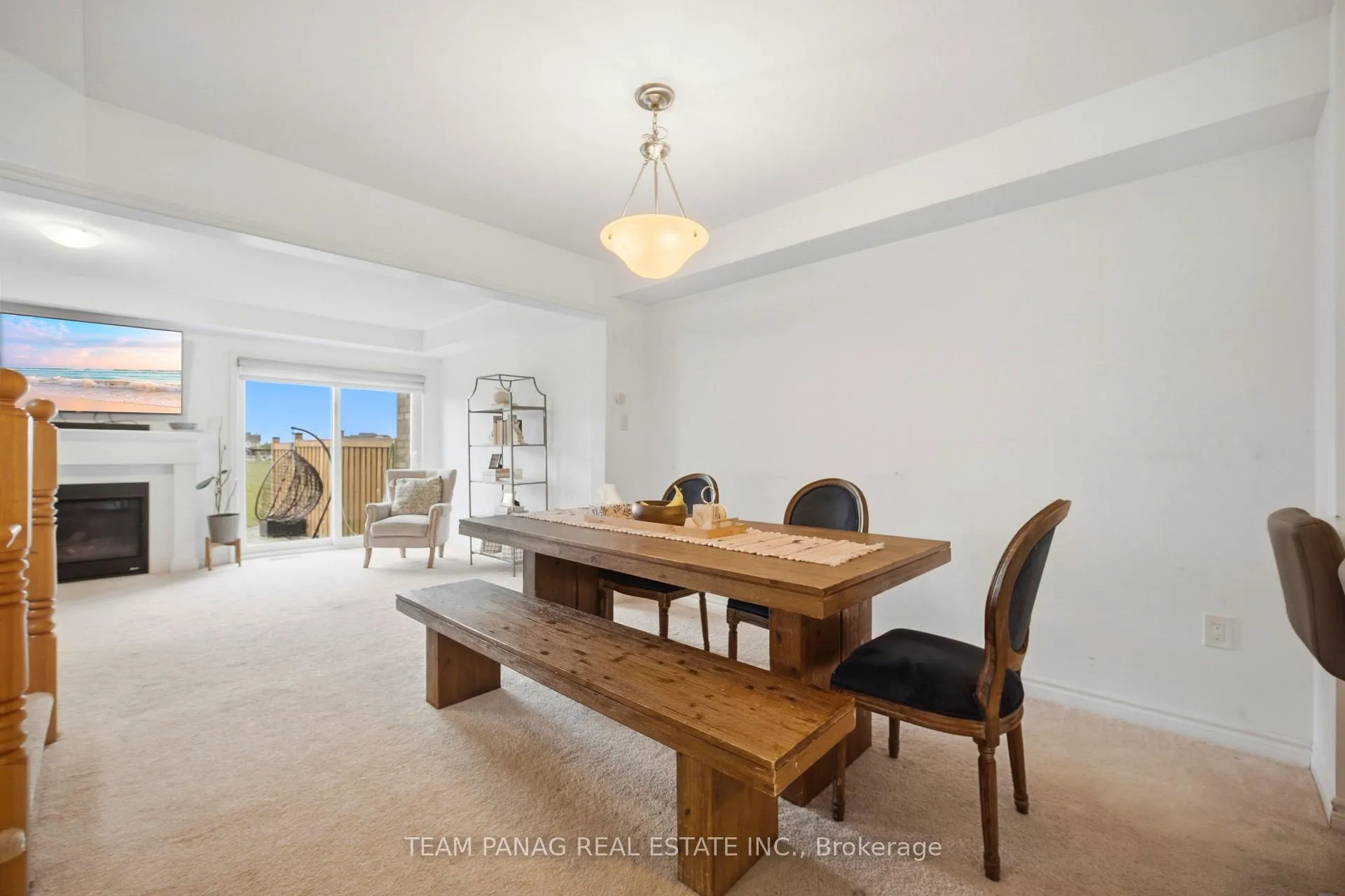Photo 15 of 10 Donlamont Circle, Brampton, Northwest Brampton — HOMEH