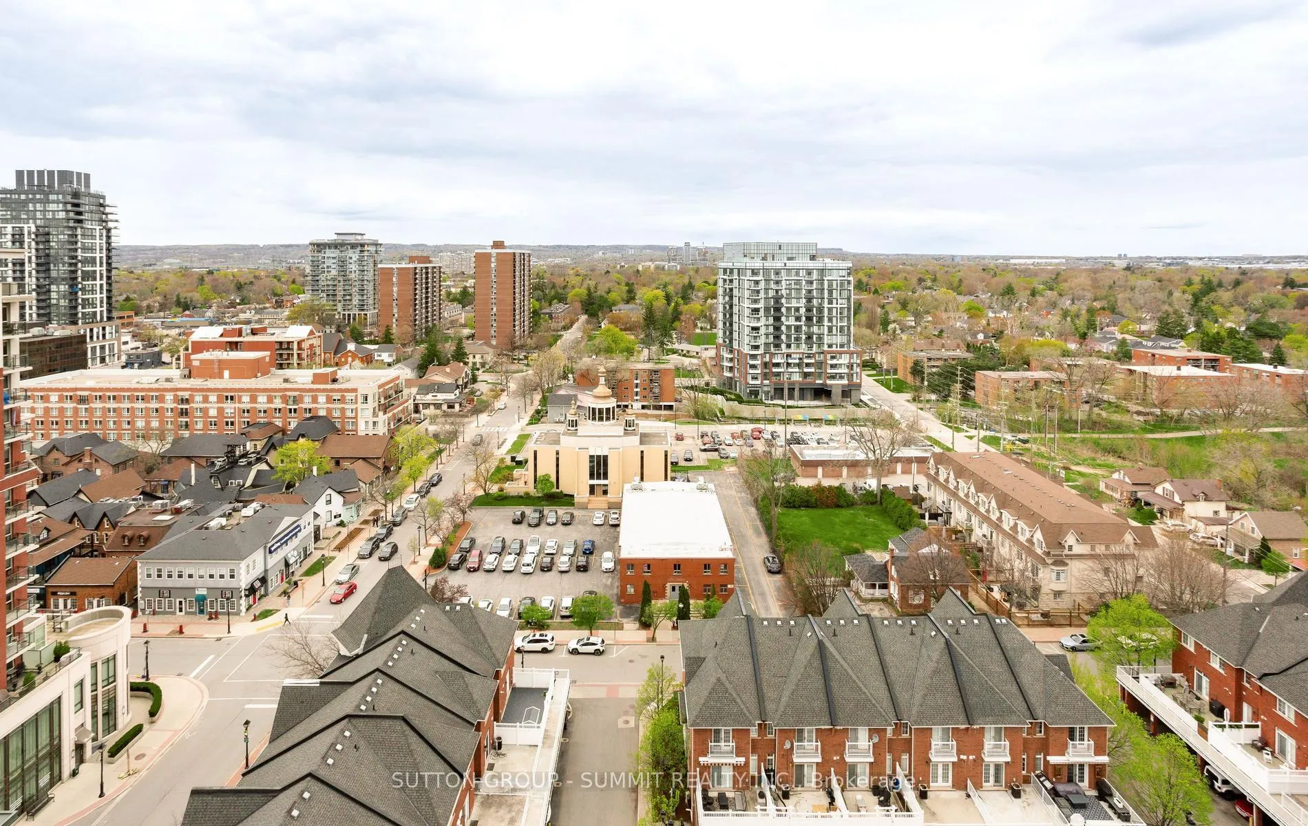Photo 16 of Unit 1402, 2075 Lakeshore Road, Burlington, Brant — HOMEH