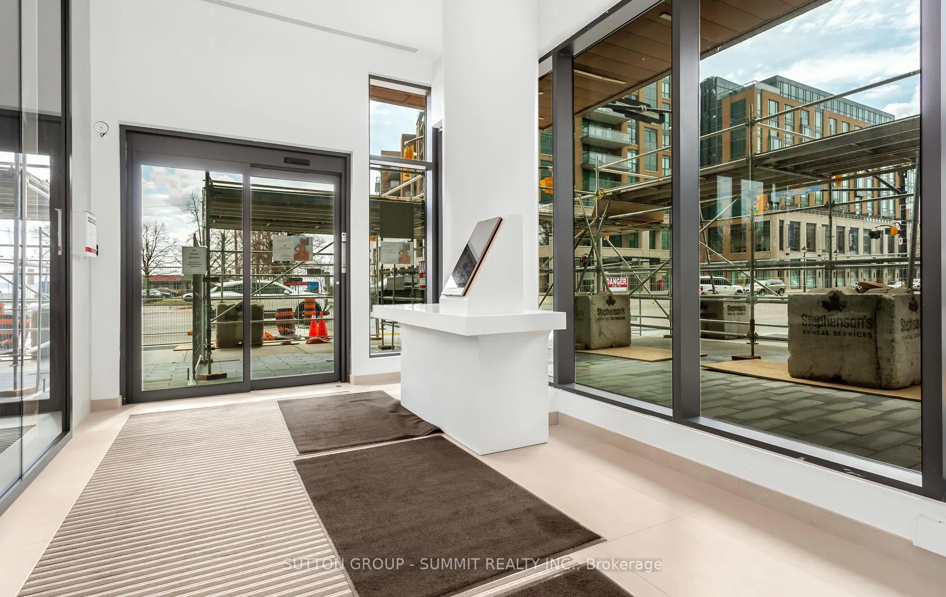 Photo 18 of Unit 1402, 2075 Lakeshore Road, Burlington, Brant — HOMEH