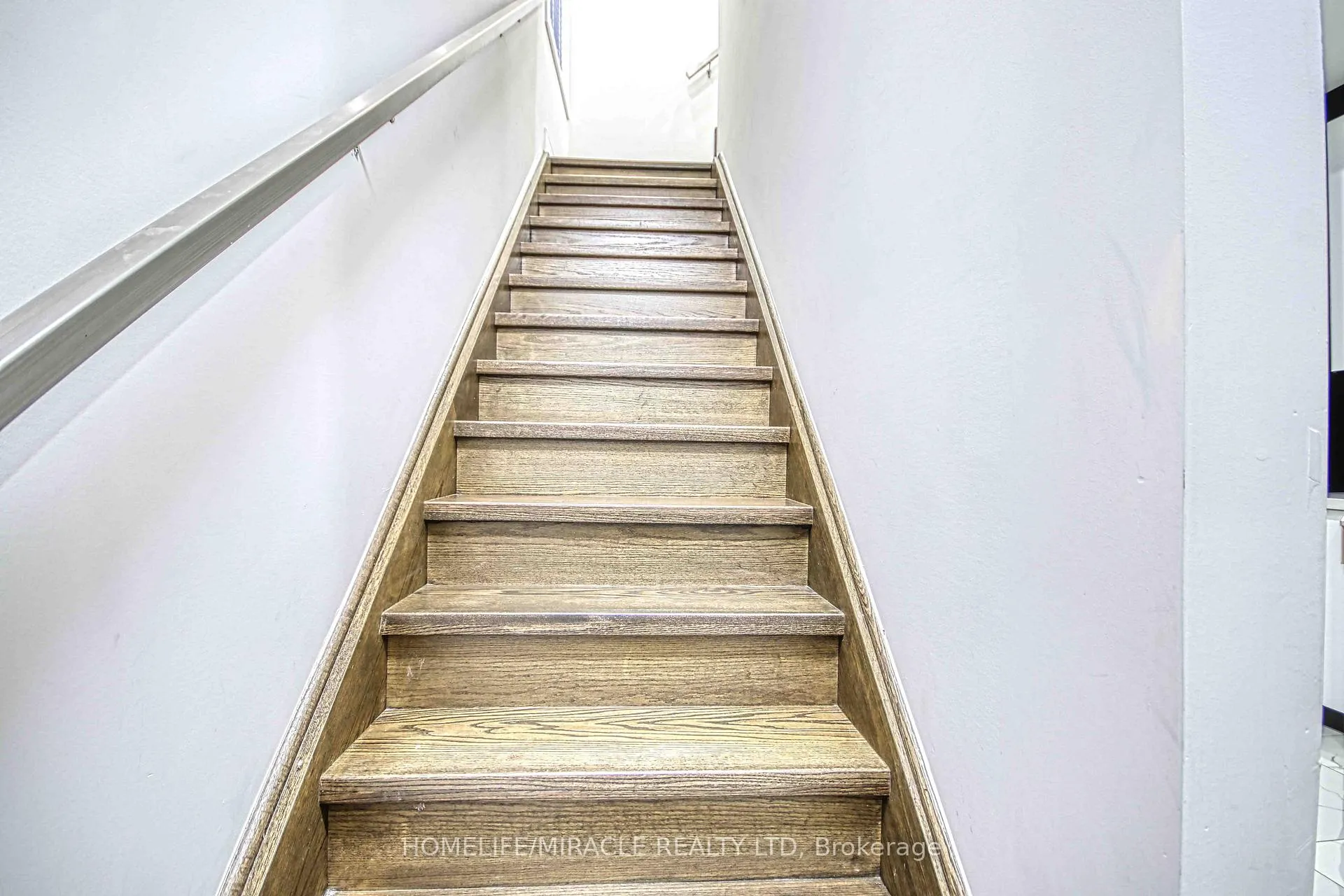 Photo 17 of 471 Jones Avenue, Toronto, Blake-Jones — HOMEH