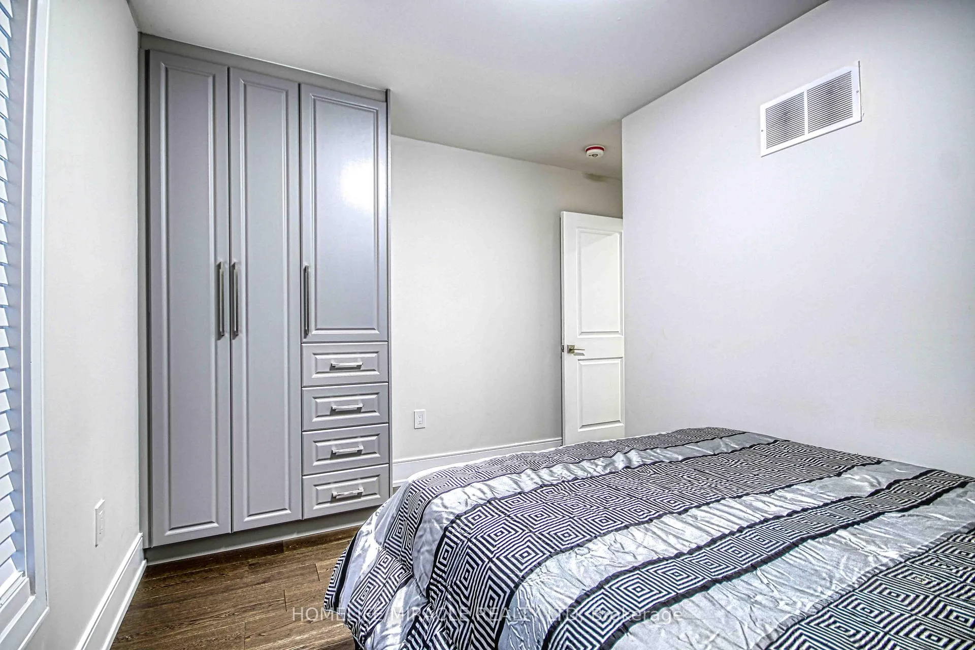 Photo 23 of 471 Jones Avenue, Toronto, Blake-Jones — HOMEH