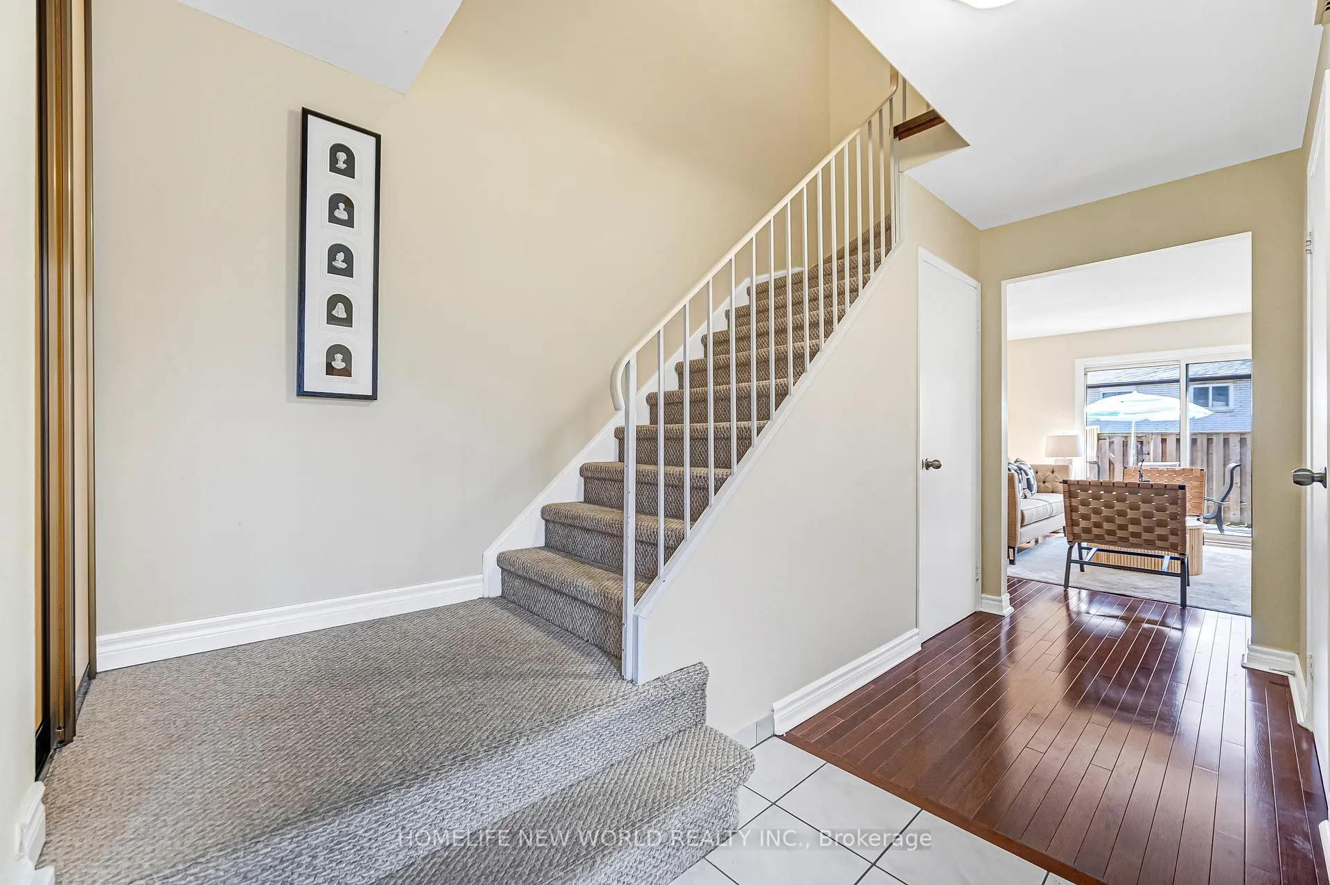 Photo 6 of 76 Bowman Way, Markham, Aileen-Willowbrook — HOMEH