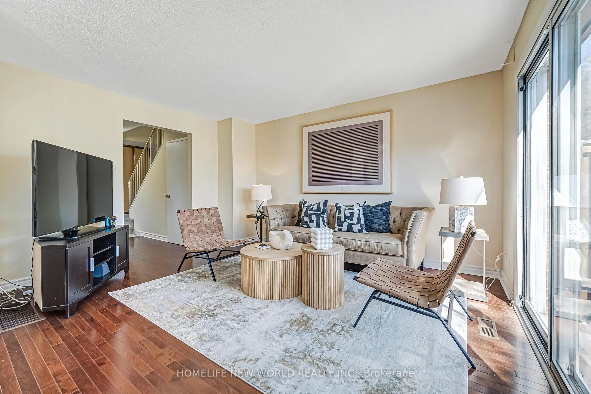 Photo 13 of 76 Bowman Way, Markham, Aileen-Willowbrook — HOMEH