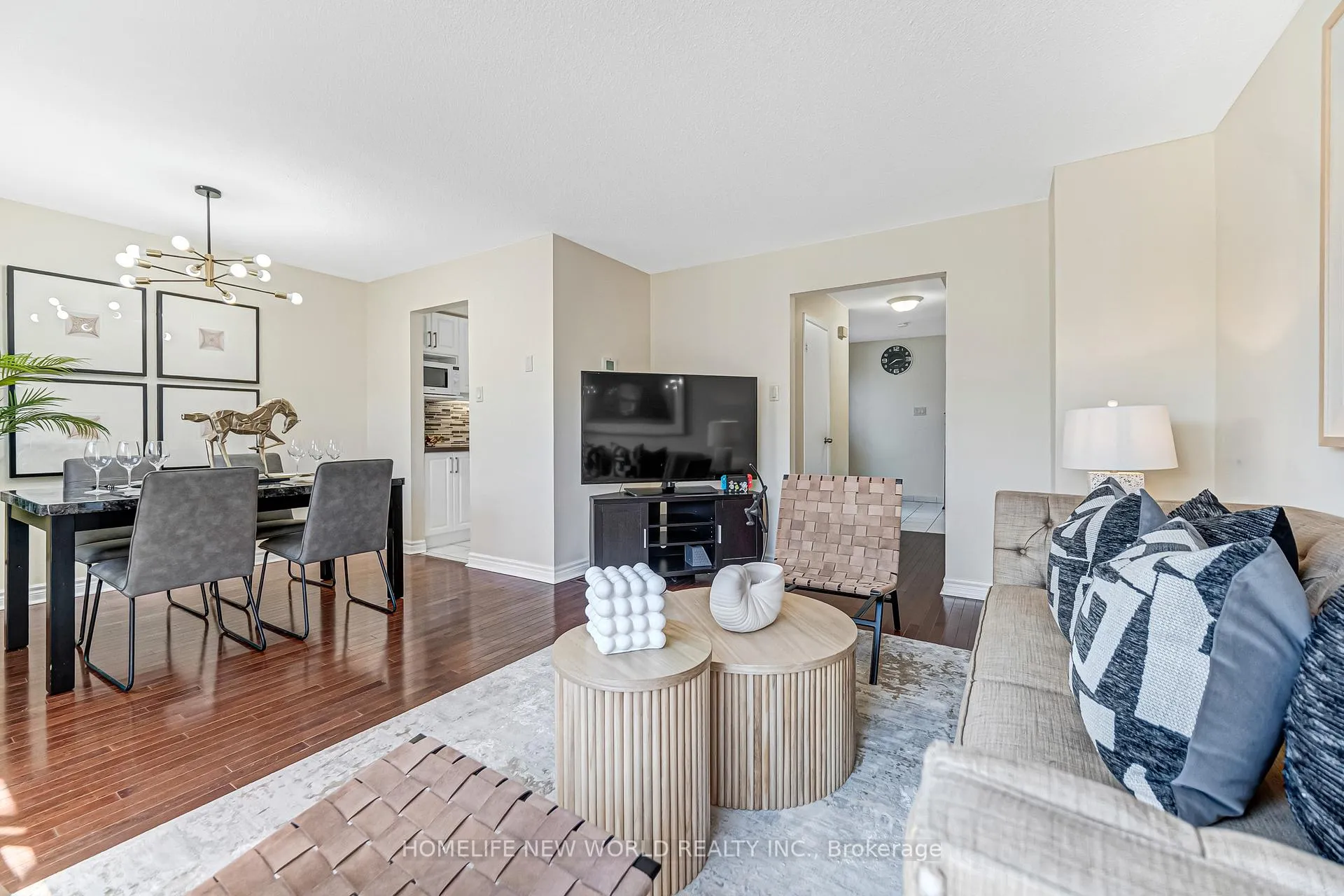 Photo 15 of 76 Bowman Way, Markham, Aileen-Willowbrook — HOMEH
