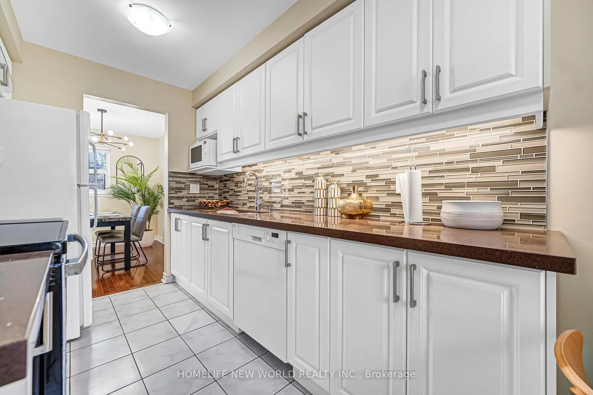 Photo 19 of 76 Bowman Way, Markham, Aileen-Willowbrook — HOMEH