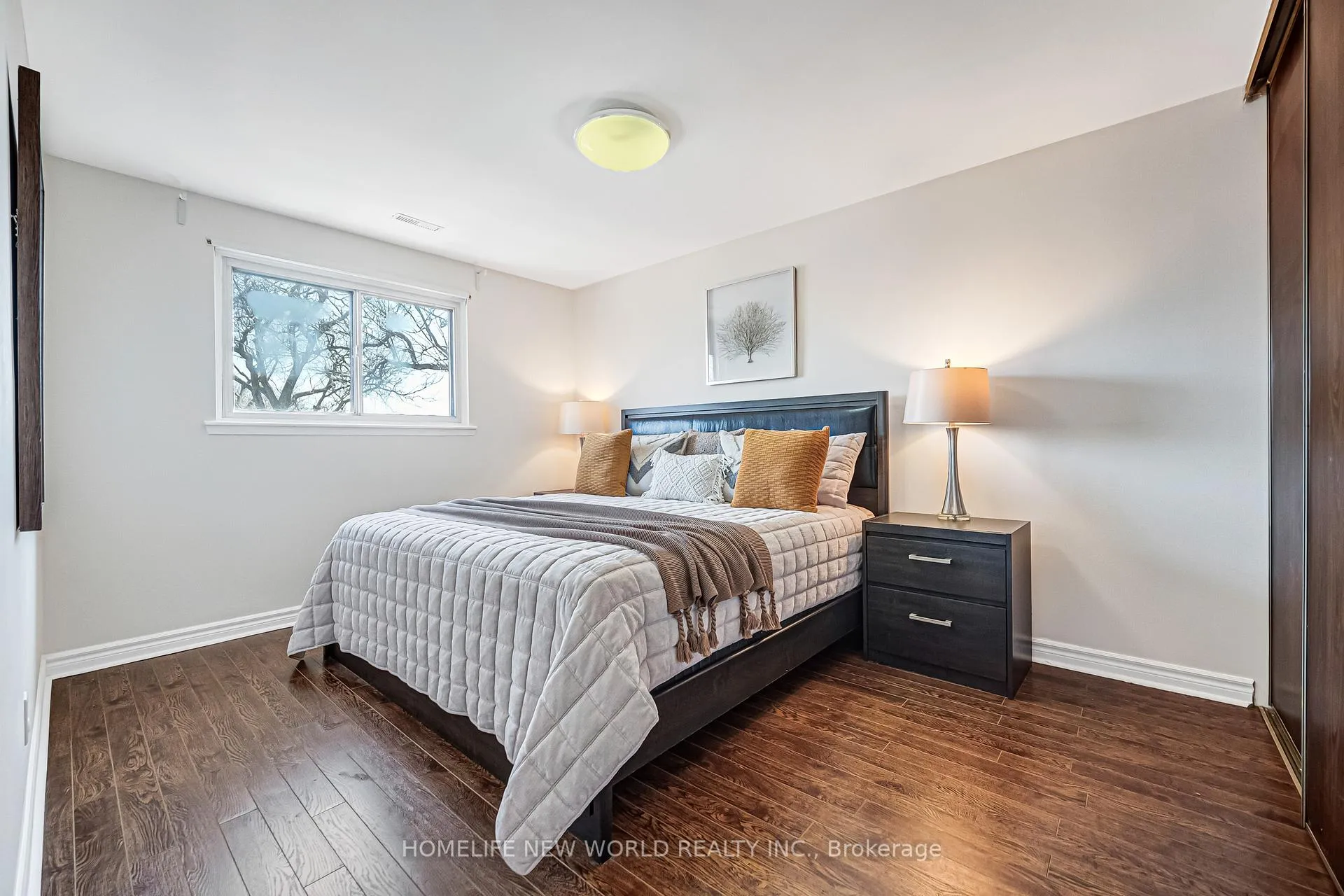Photo 26 of 76 Bowman Way, Markham, Aileen-Willowbrook — HOMEH