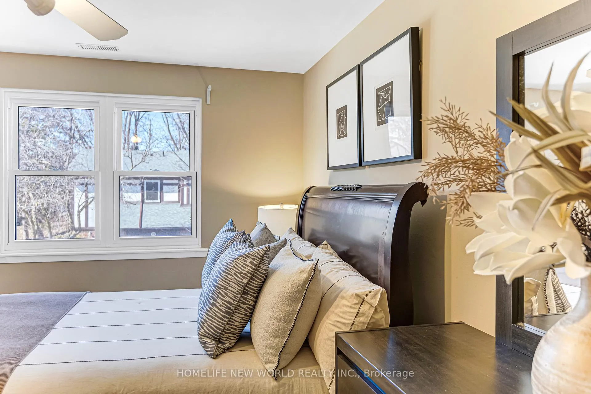 Photo 41 of 76 Bowman Way, Markham, Aileen-Willowbrook — HOMEH