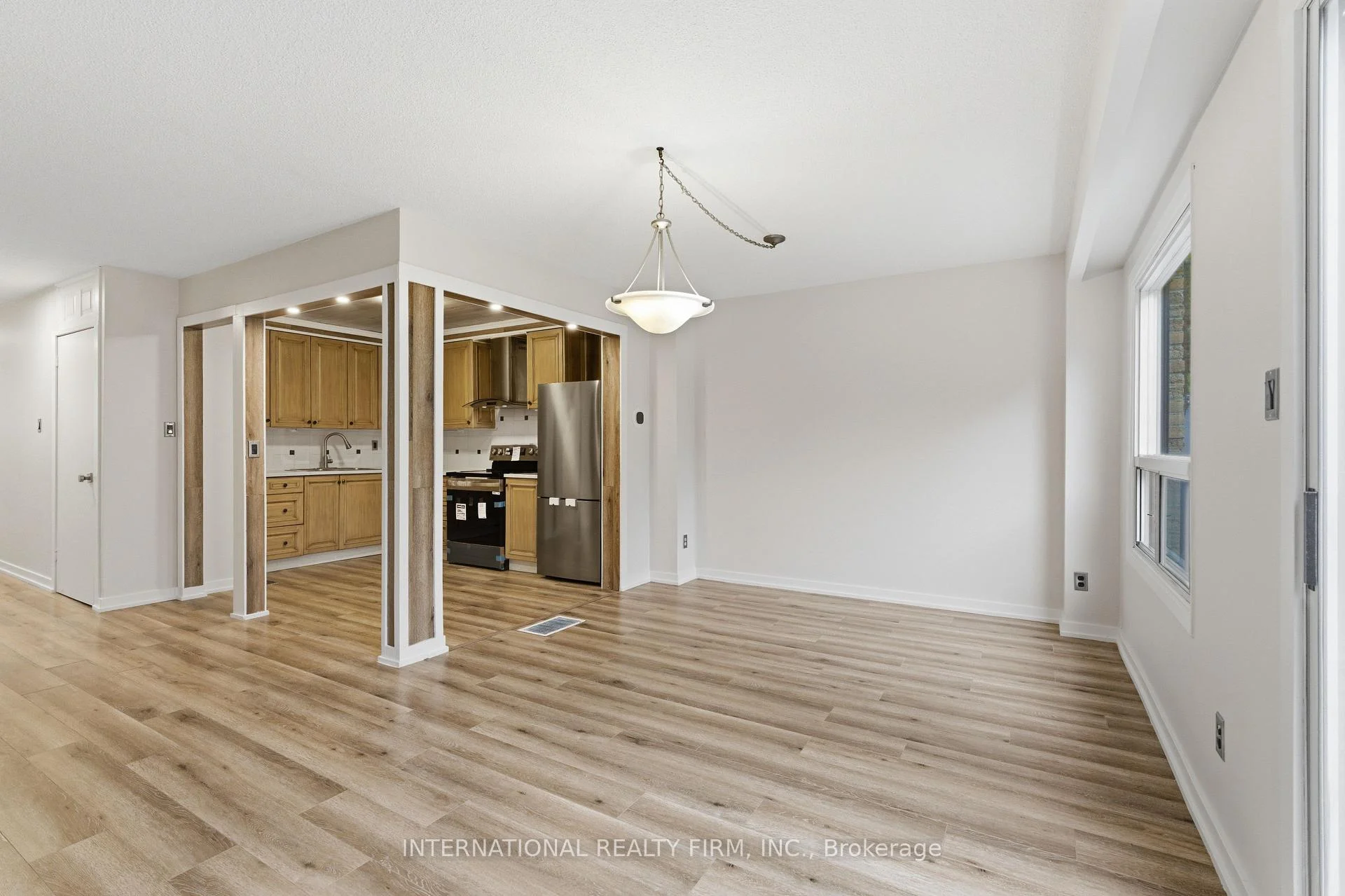 Photo 12 of Unit 114, 114 Foster Crescent, Brampton, Brampton North — HOMEH