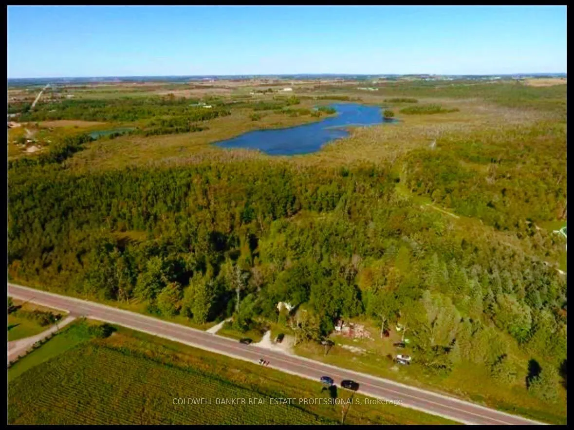 Front of Unit Vacant Land, 351591 17th Line