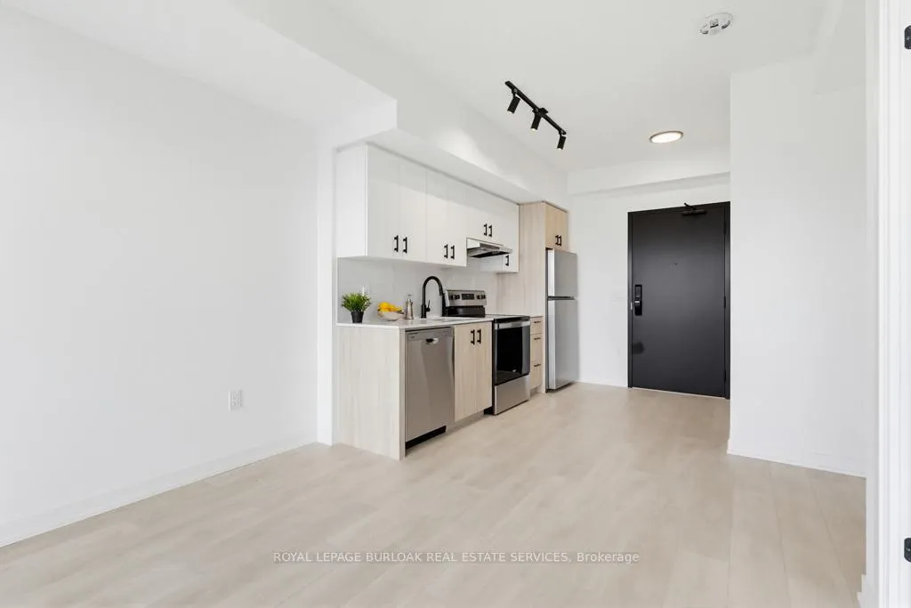 Photo 10 of Unit D1104, 4878 Powers Common, Burlington, Alton — HOMEH