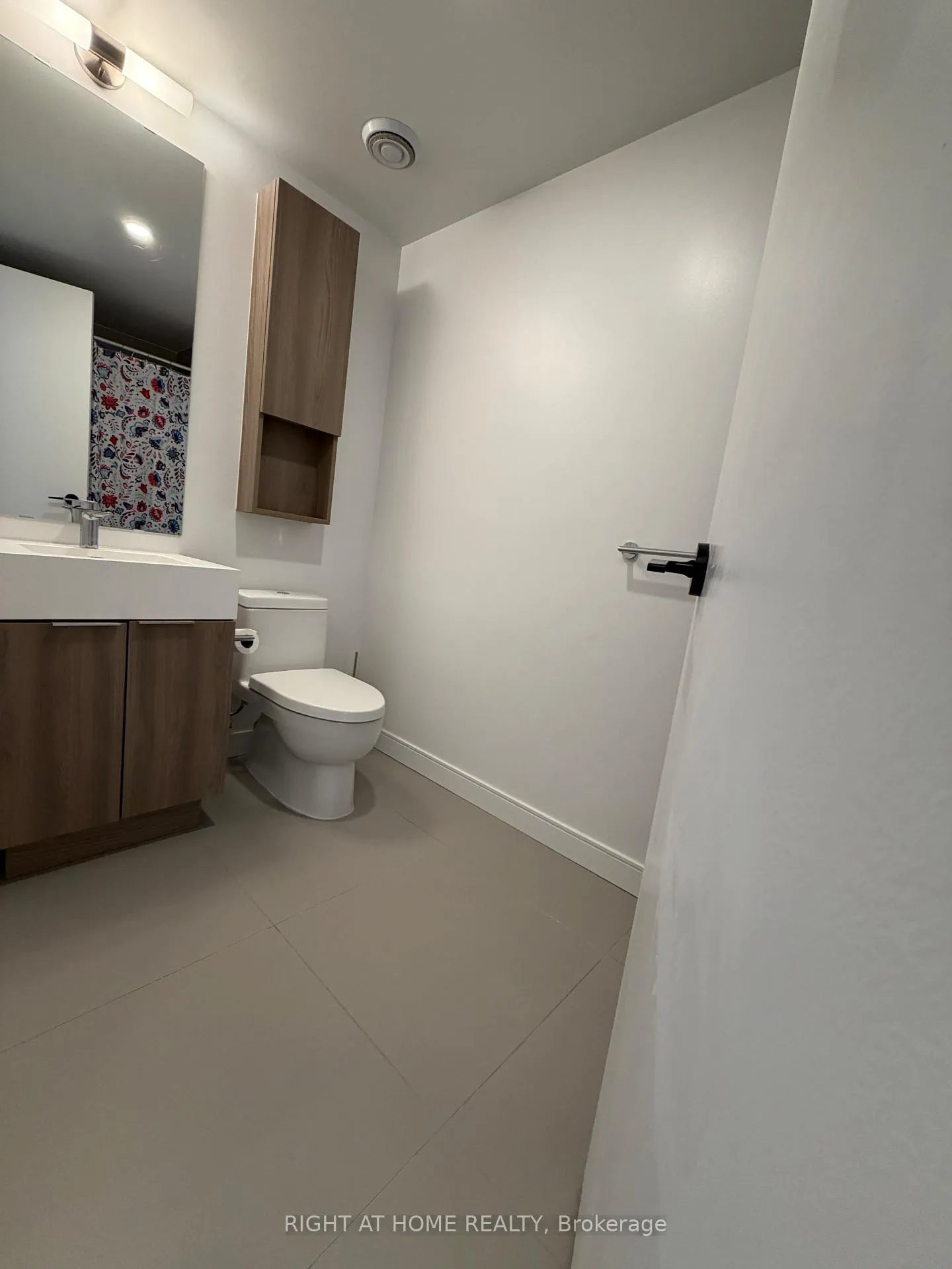 Photo 6 of Unit N1107, 35 Rolling Mills Road, Toronto, Waterfront Communities — HOMEH
