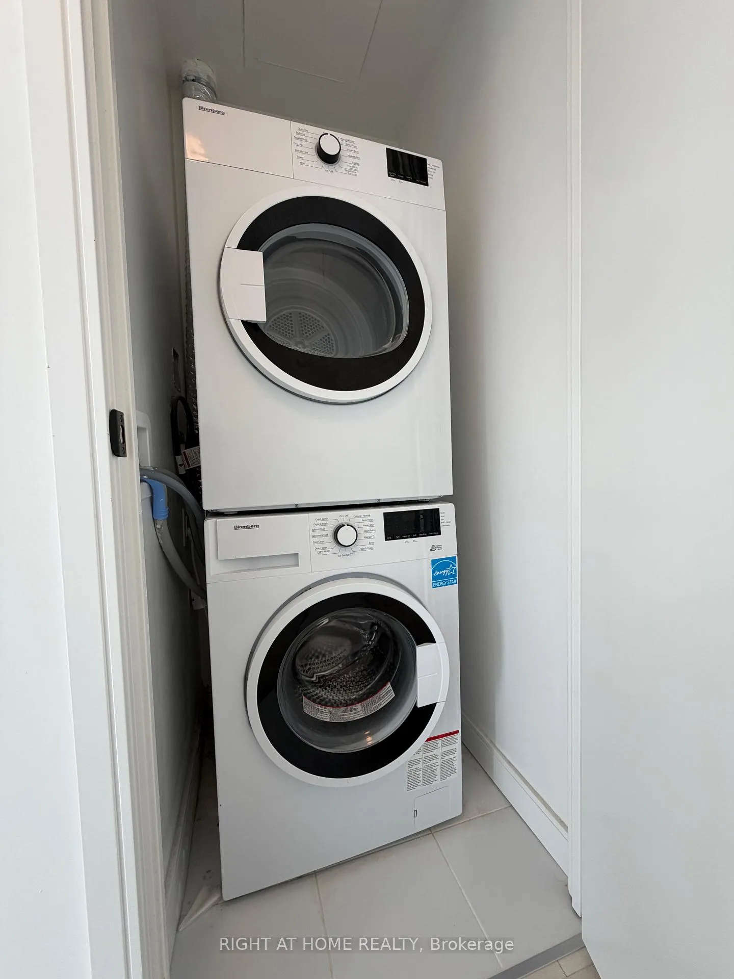 Photo 12 of Unit N1107, 35 Rolling Mills Road, Toronto, Waterfront Communities — HOMEH