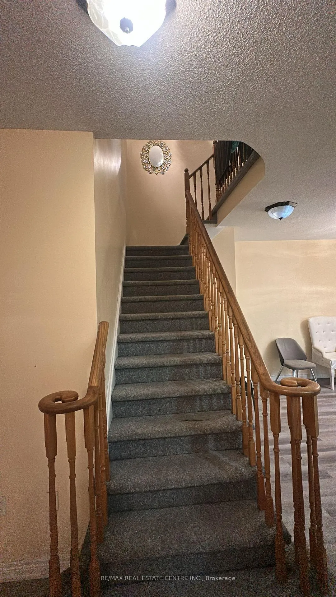 Photo 9 of Unit UPPER, 62 Ashdale Road, Brampton, Bram West — HOMEH