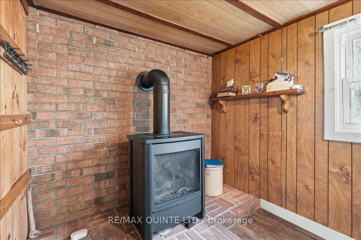 Photo 6 of 1242 County Road 12, Prince Edward County, Hallowell Ward — HOMEH