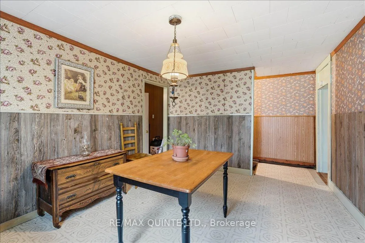Photo 14 of 1242 County Road 12, Prince Edward County, Hallowell Ward — HOMEH