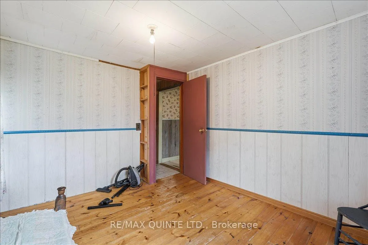 Photo 16 of 1242 County Road 12, Prince Edward County, Hallowell Ward — HOMEH