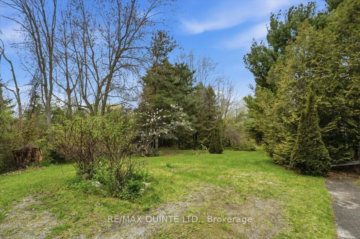 Photo 29 of 1242 County Road 12, Prince Edward County, Hallowell Ward — HOMEH