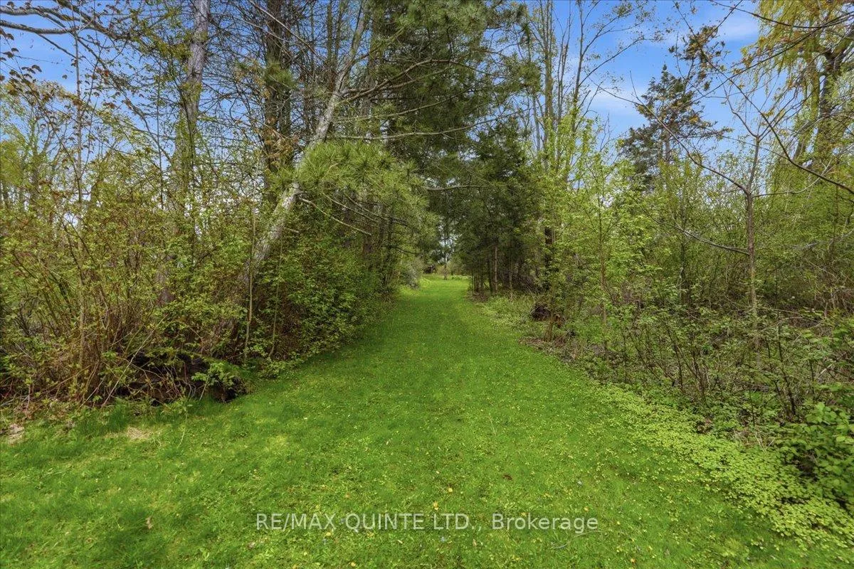 Photo 31 of 1242 County Road 12, Prince Edward County, Hallowell Ward — HOMEH