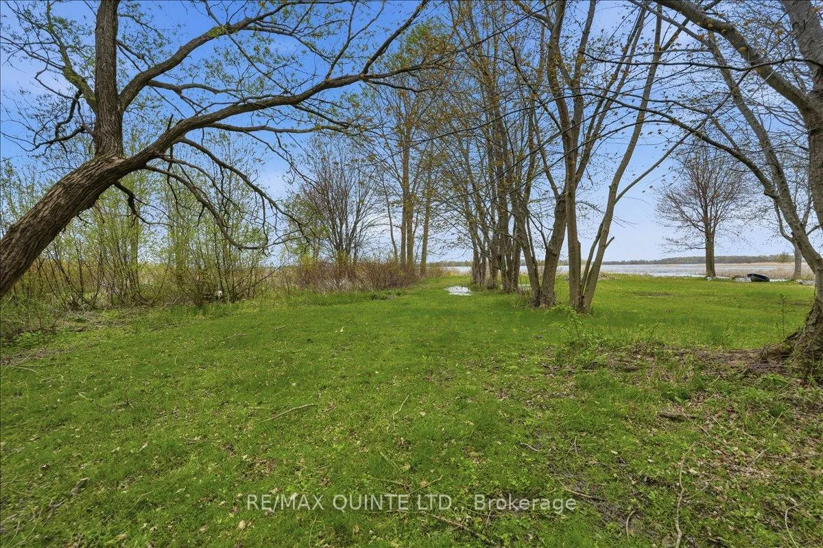 Photo 32 of 1242 County Road 12, Prince Edward County, Hallowell Ward — HOMEH
