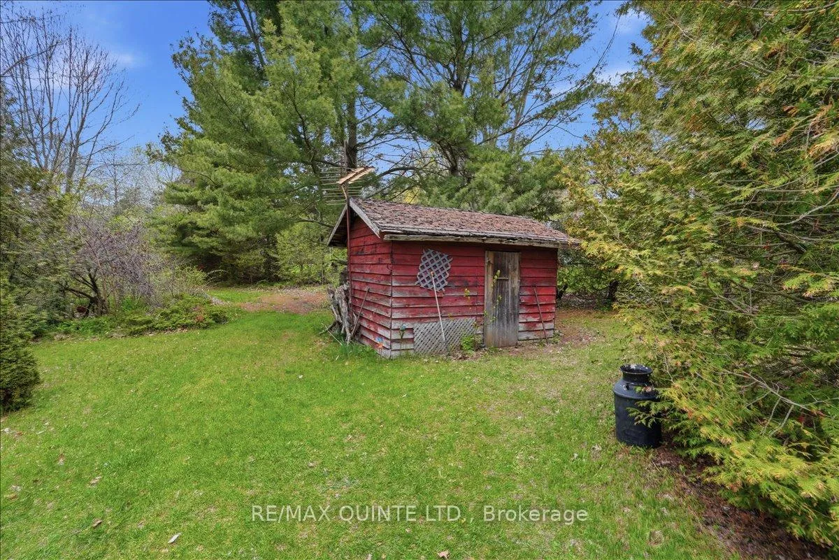Photo 35 of 1242 County Road 12, Prince Edward County, Hallowell Ward — HOMEH