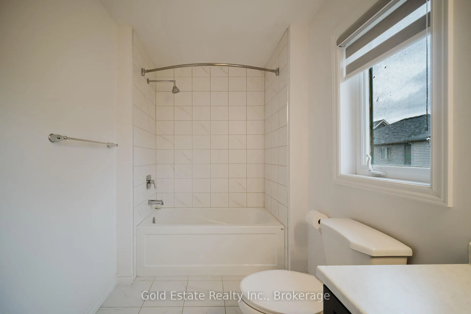Photo 34 of 19 Mclaren Avenue, Brantford — HOMEH