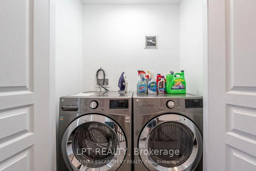 Photo 7 of 16 Place Polonaise Drive, Grimsby, Grimsby Beach — HOMEH