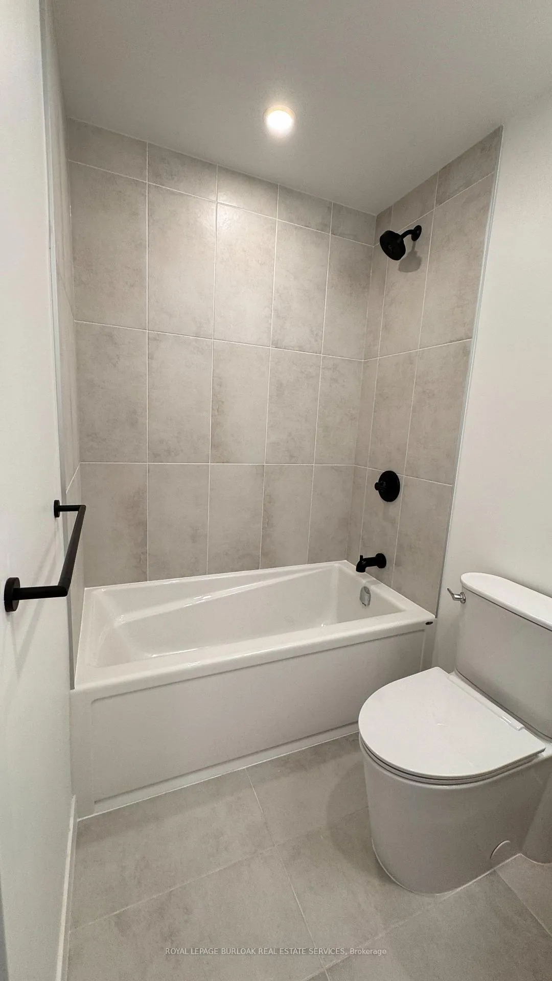Photo 19 of Unit 532, 4878 Powers Common, Burlington, Rose — HOMEH