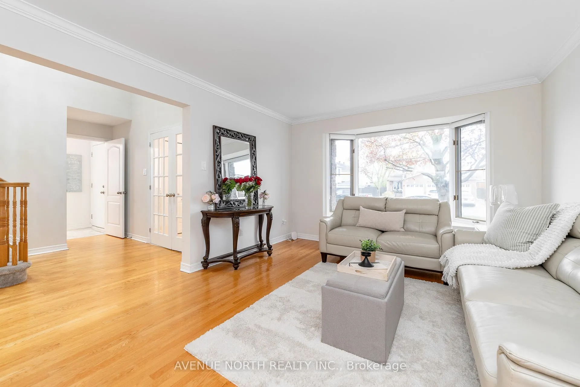Photo 8 of 21 Sai Crescent, Ottawa, Hunt Club Park — HOMEH