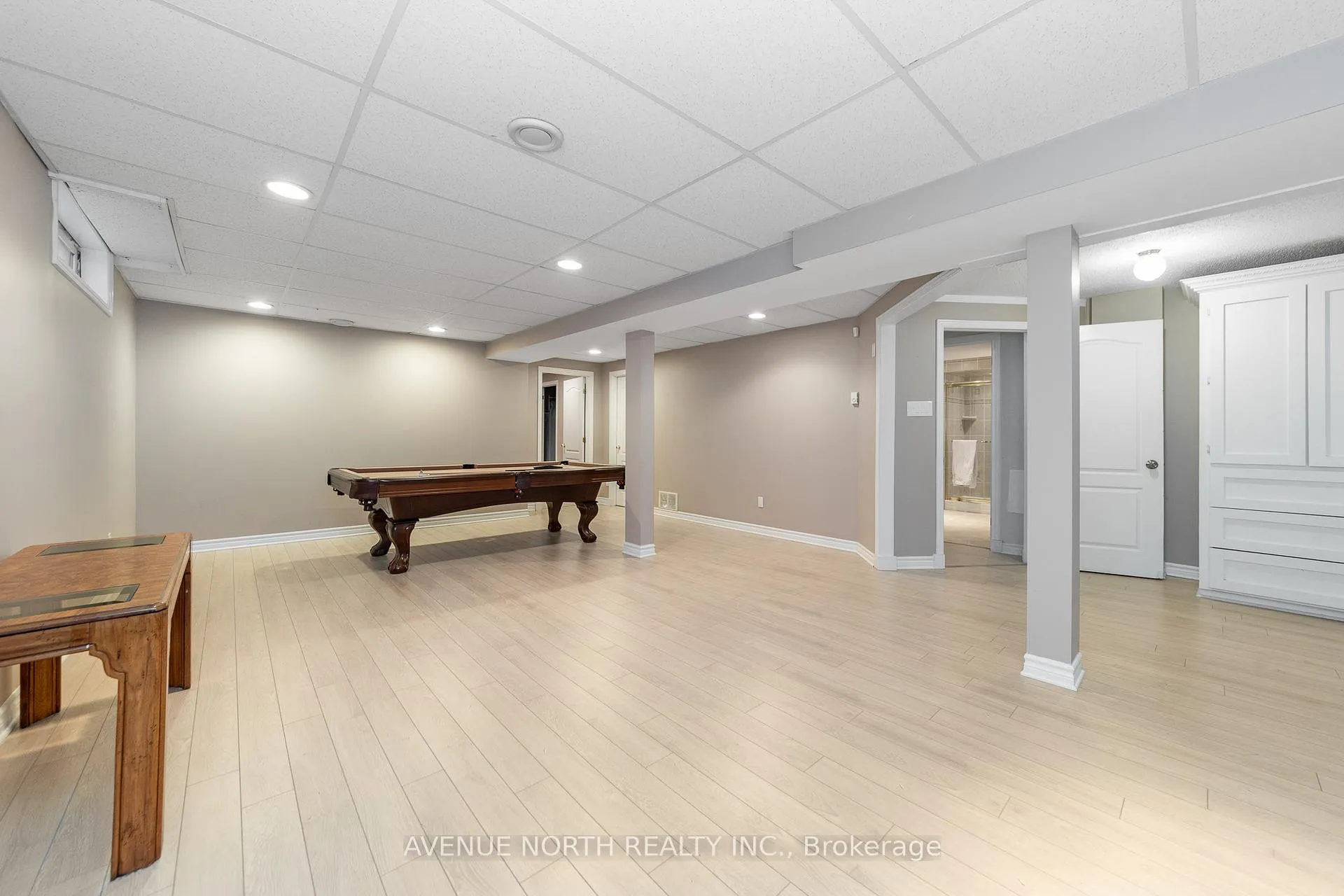 Photo 40 of 21 Sai Crescent, Ottawa, Hunt Club Park — HOMEH