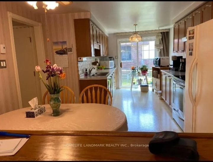 Photo 3 of Unit (Bedroom), 583 Edinburgh Road, Guelph, Kortright West — HOMEH