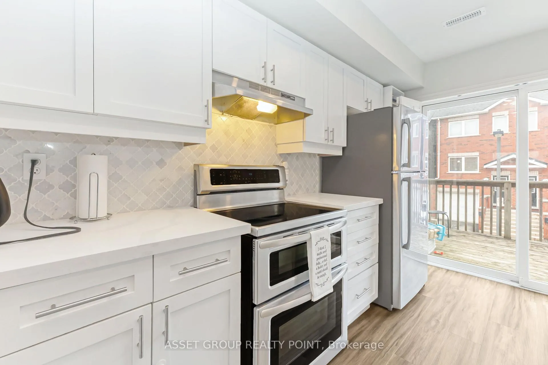 Photo 6 of Unit 33, 1751 Lampman Avenue, Burlington, Uptown — HOMEH
