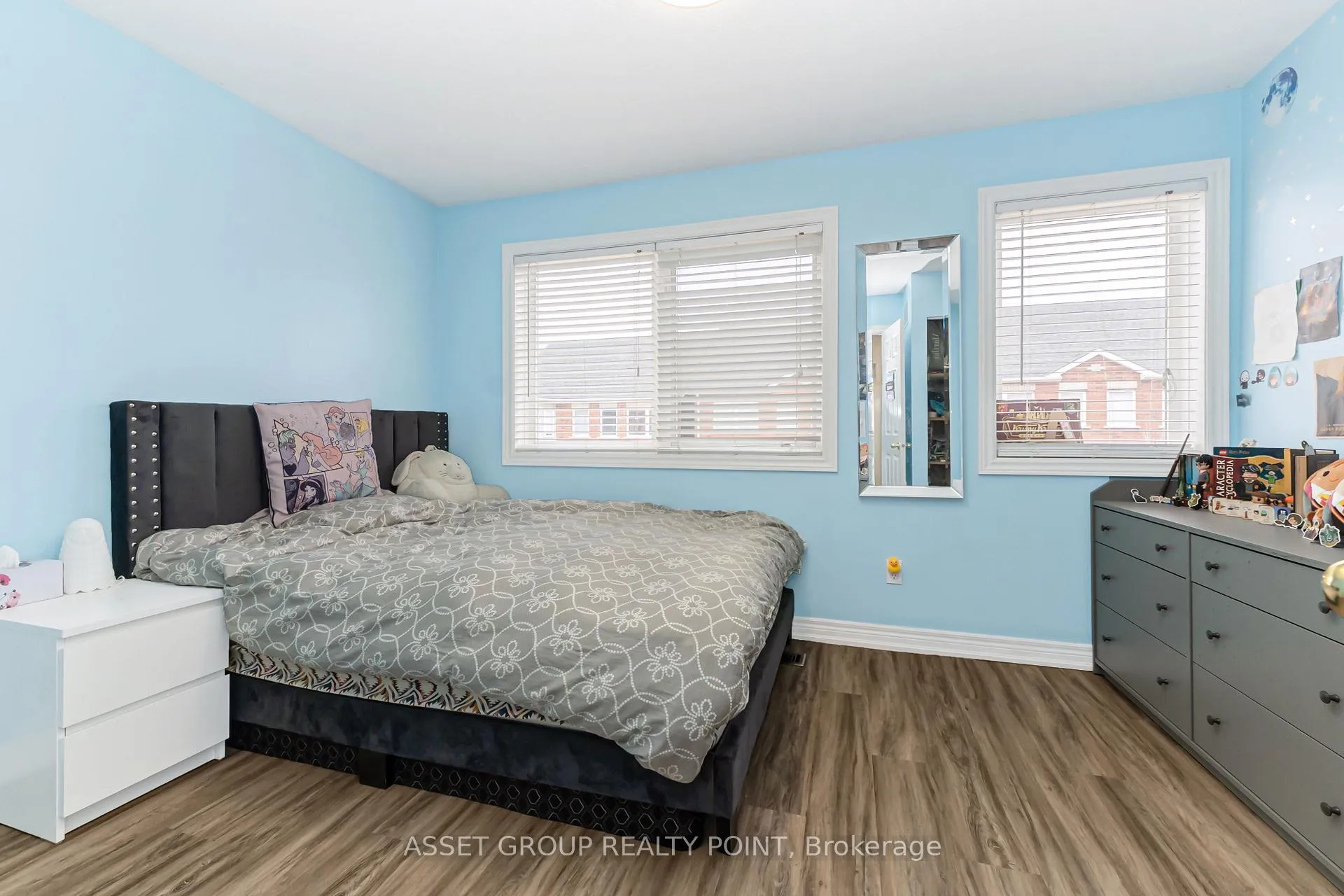 Photo 17 of Unit 33, 1751 Lampman Avenue, Burlington, Uptown — HOMEH