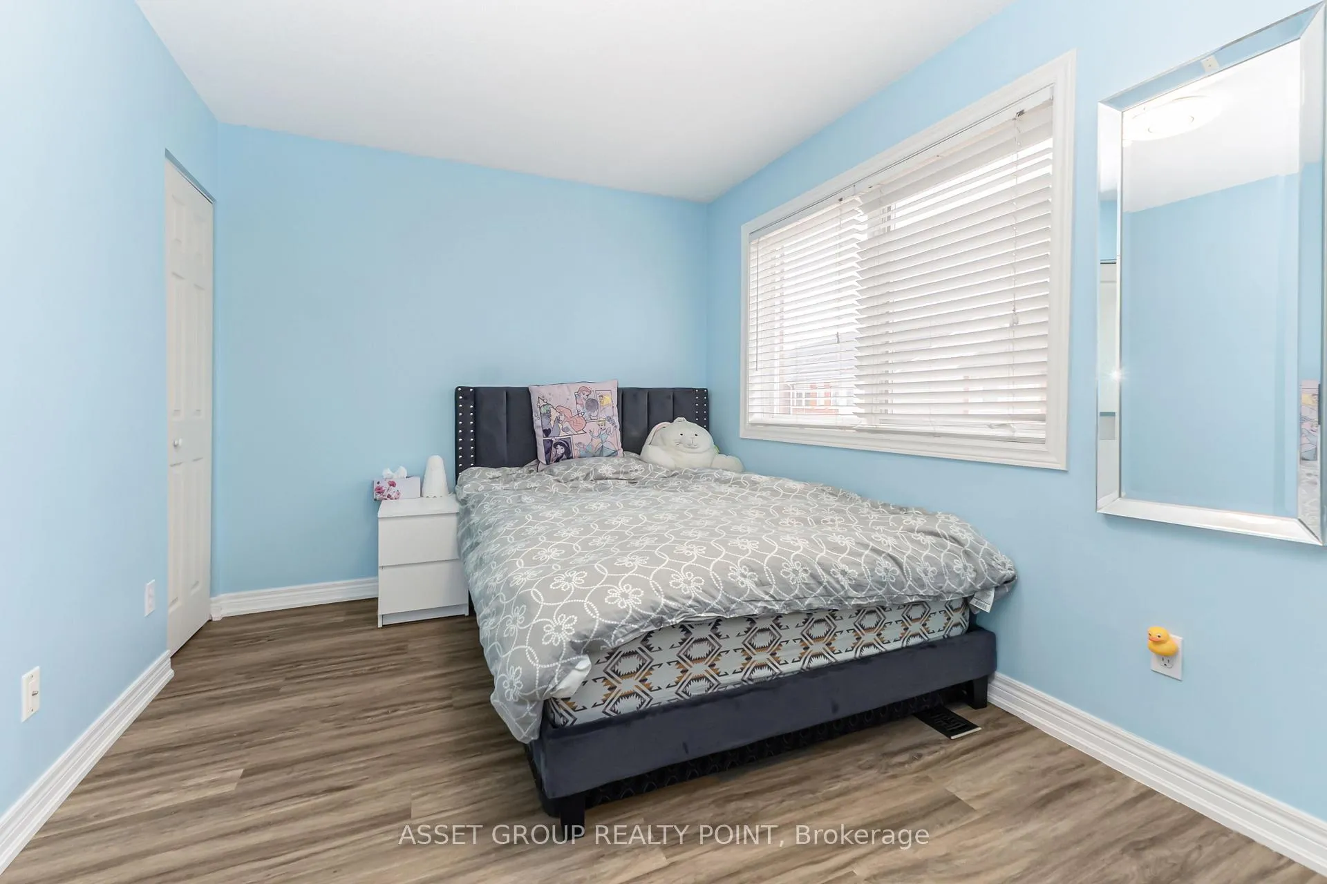 Photo 18 of Unit 33, 1751 Lampman Avenue, Burlington, Uptown — HOMEH